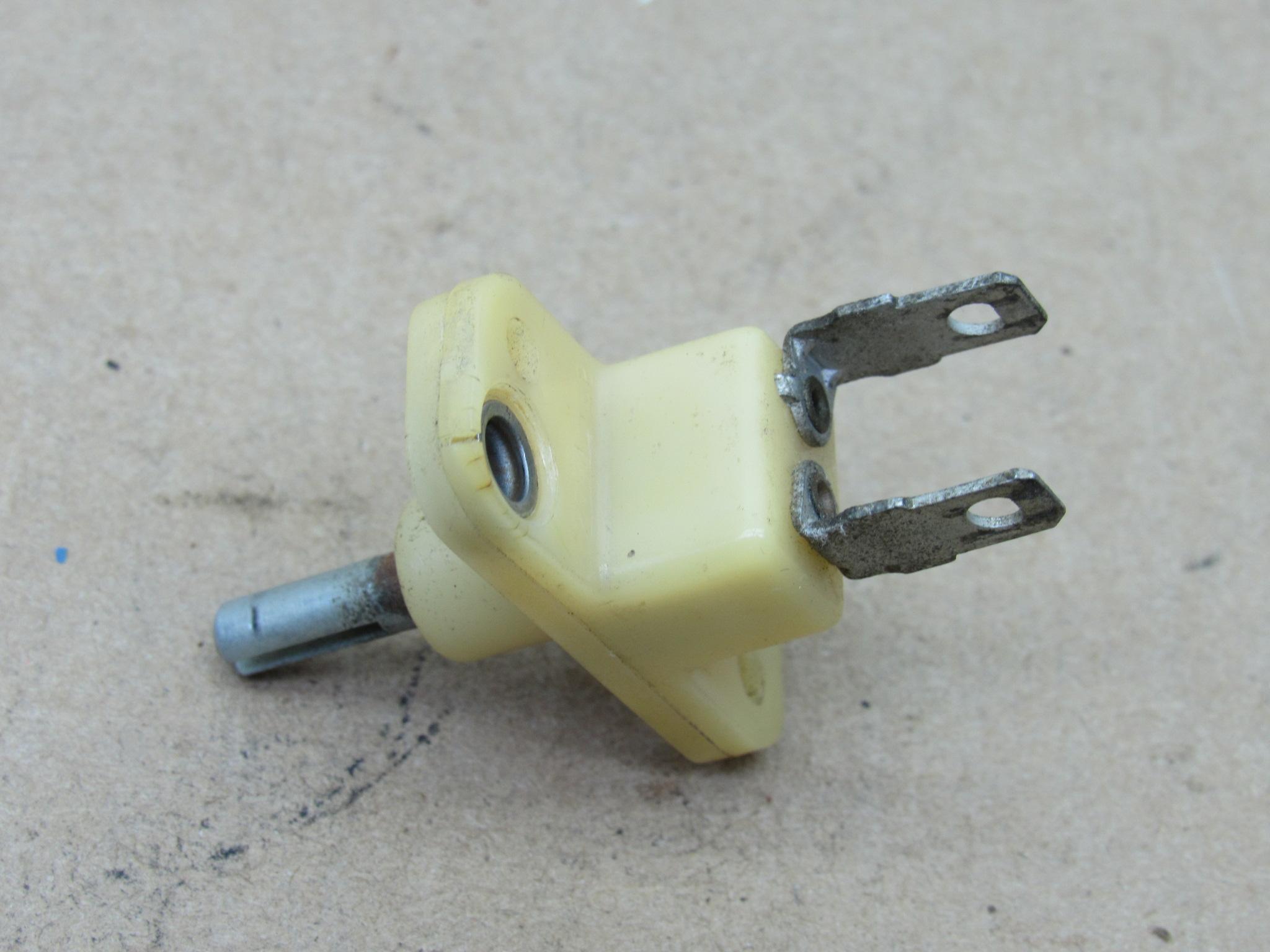 Windshield Washer Switch 2809009 Push Button B C Body 1967