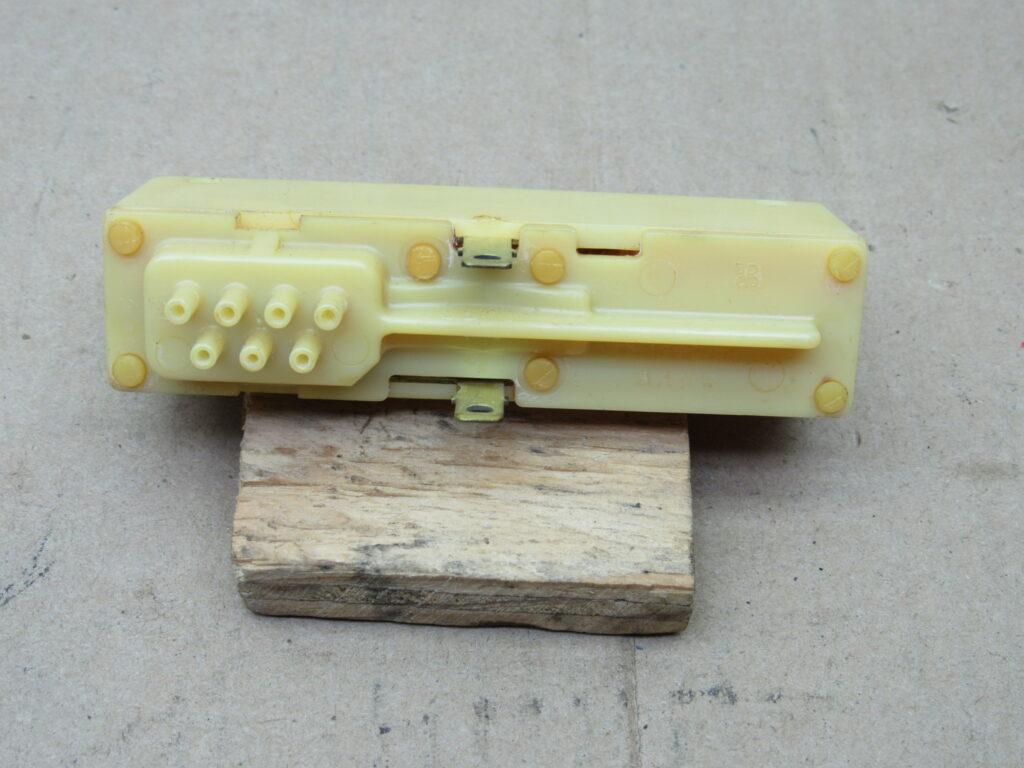 Heater Push Button Vacuum Control Switch 2256681 B Body 4 Button