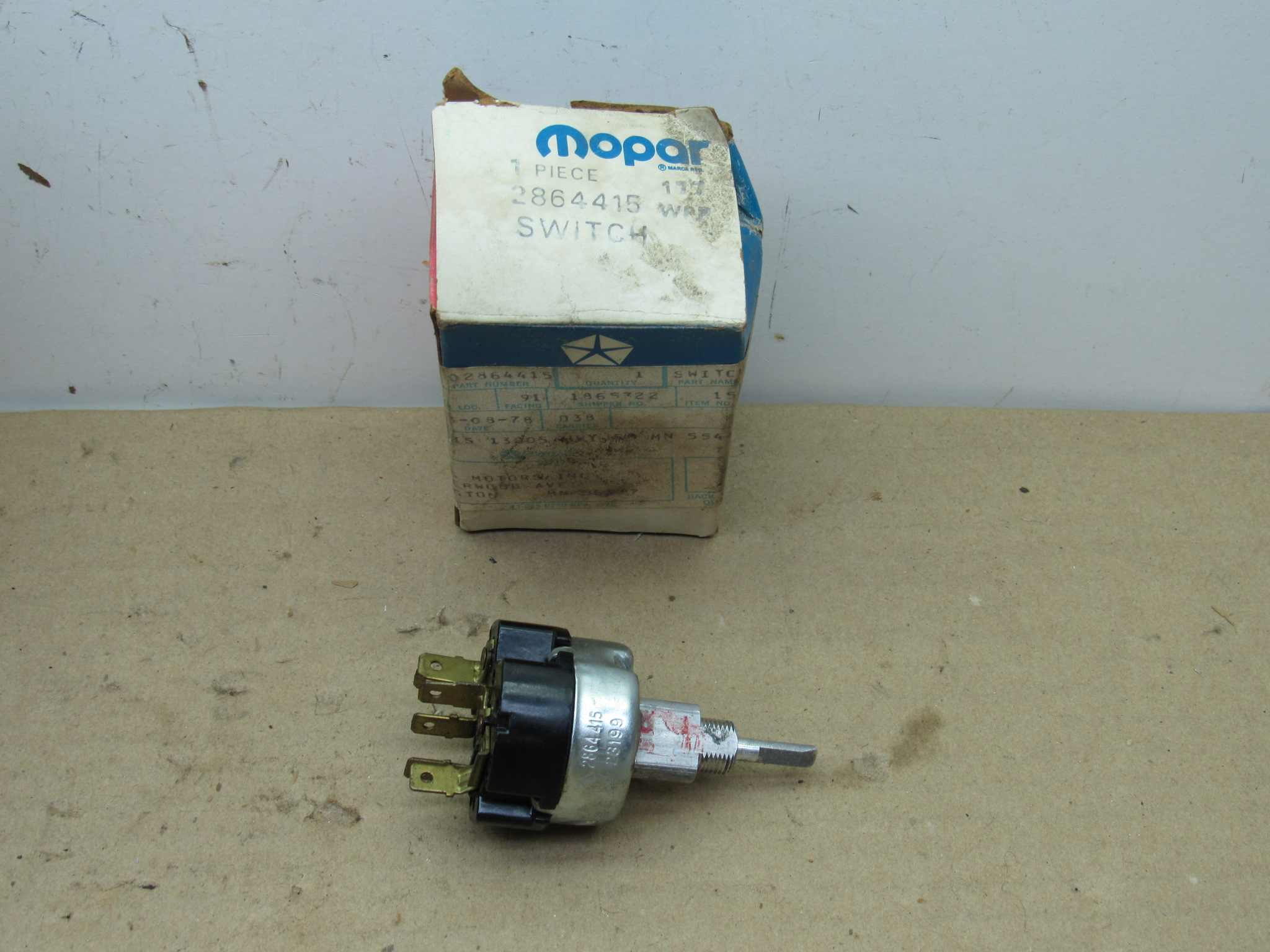 Windshield Wiper Switch# 2864415 - 2-speed - 1968-71 - A - Body / 1969-71 Dodge Truck - NOS - SHIPS FREE TO LOWER 48
