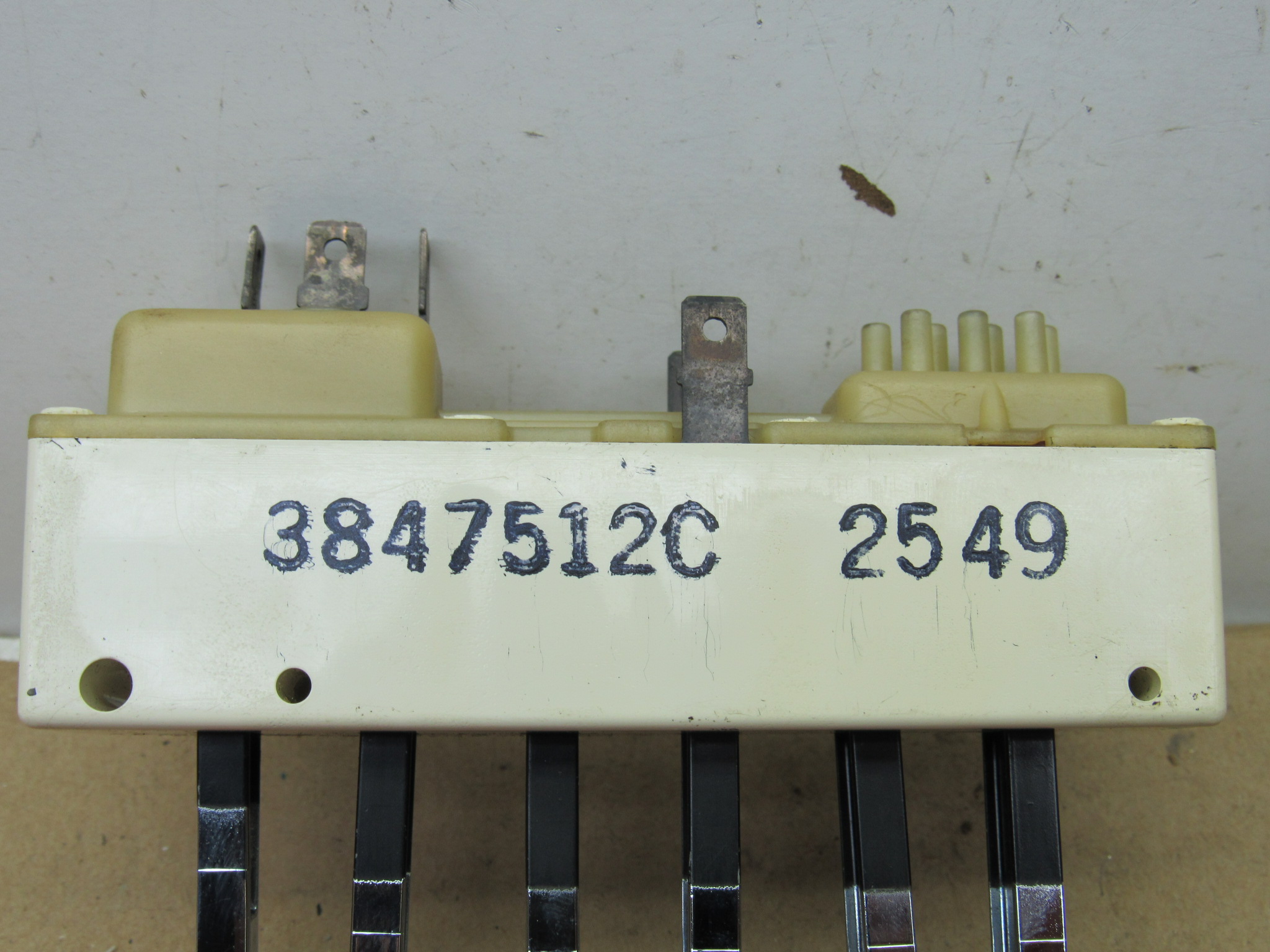 A/C and Heater Push Button Switch# 3847512 - L - K - Body - 1980-89 - NOS - SHIPS FREE TO LOWER 48 - Image 5