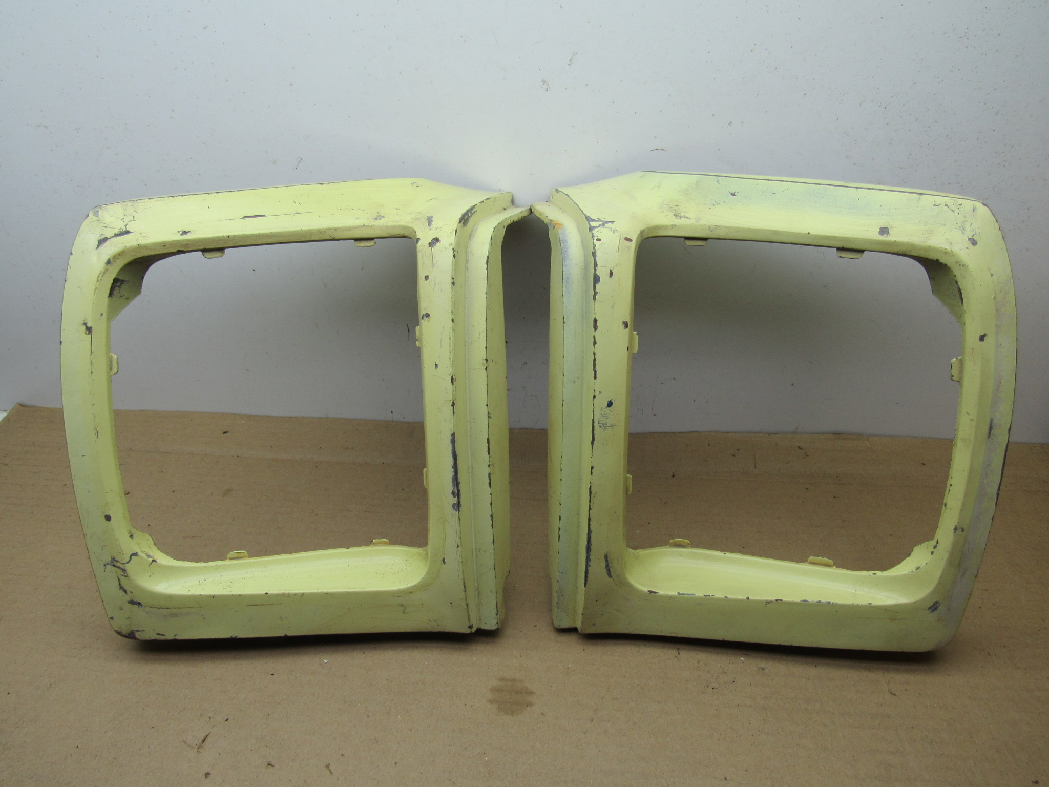 Outside Quarter Panel Extension# 2900902 / 2900903 - Pair - Plymouth - B - Body - 1969 - USED - SHIPS FREE TO LOWER 48