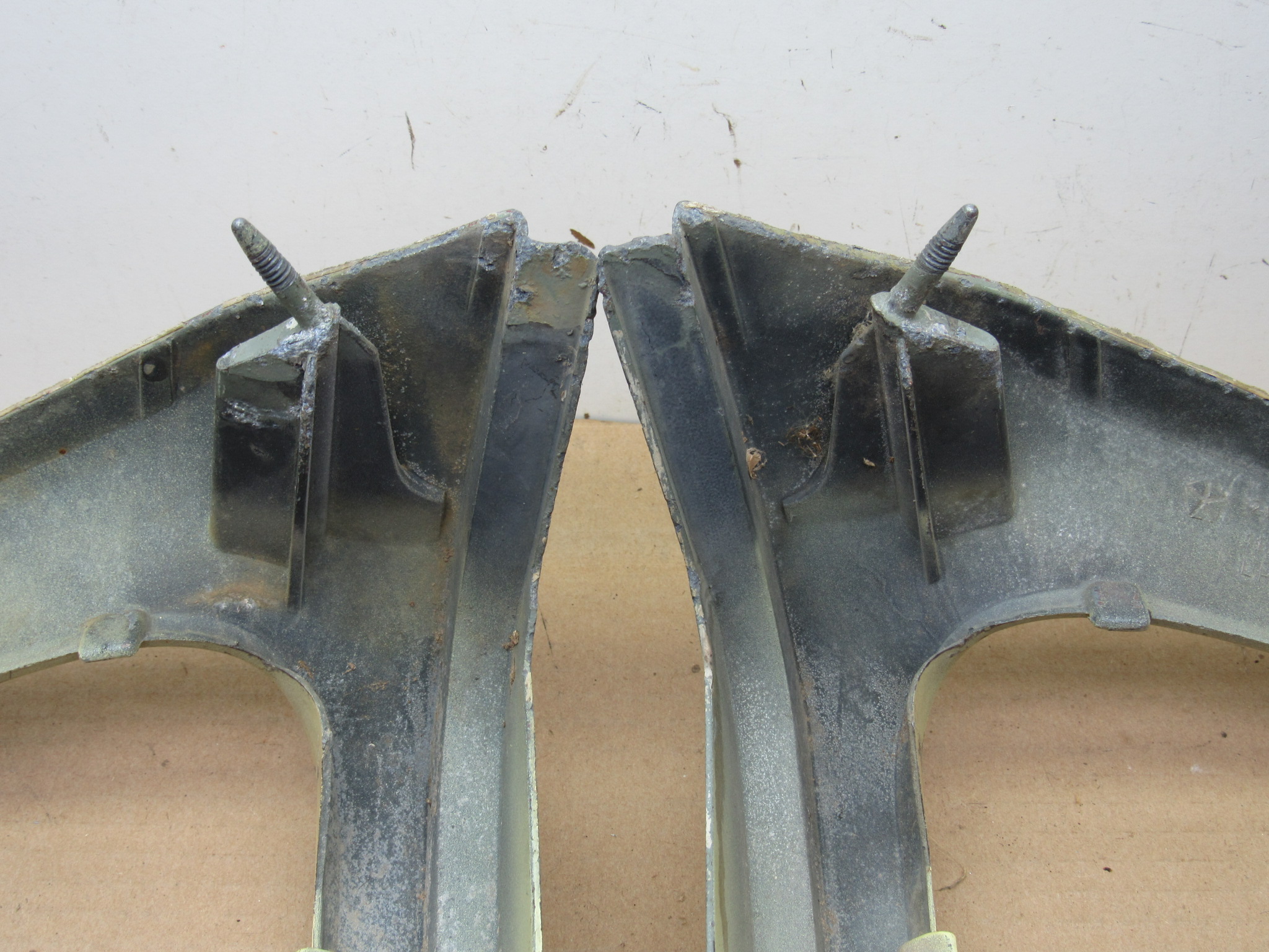Outside Quarter Panel Extension# 2900902 / 2900903 - Pair - Plymouth - B - Body - 1969 - USED - SHIPS FREE TO LOWER 48 - Image 7