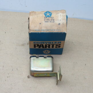 Horn Relay# 2196312 - W/ 3 Prong - Dodge - Plymouth - Chrysler - DeSoto - 1960-62 - NOS - SHIPS FREE TO LOWER 48