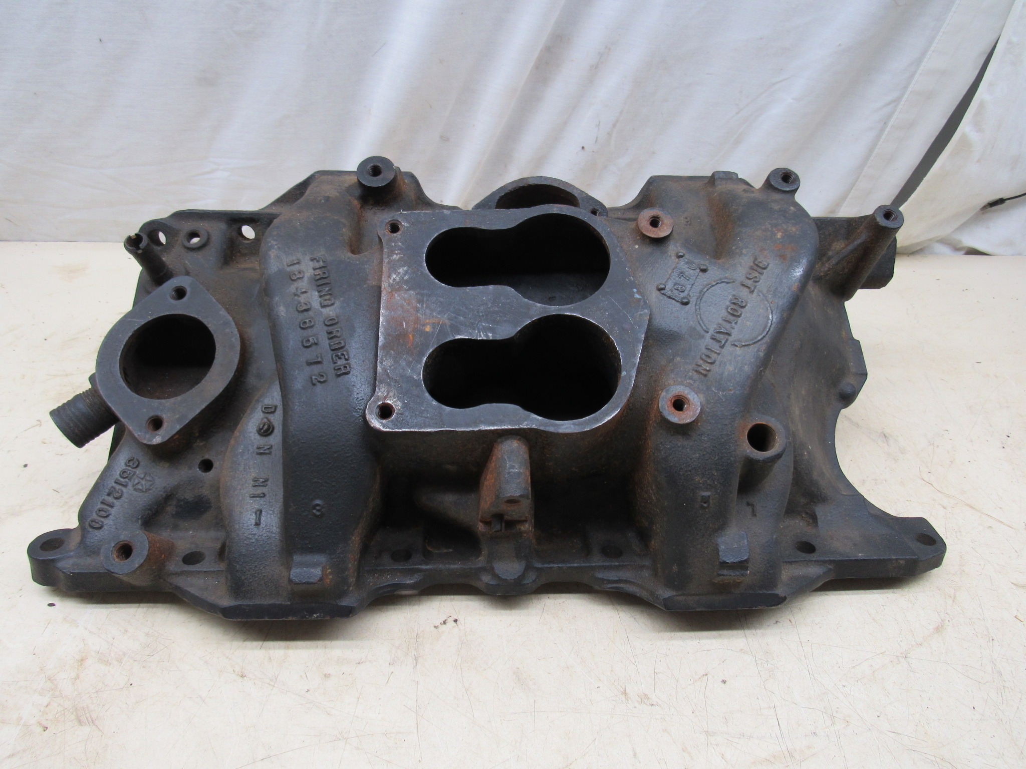 Intake Manifold - Casting# 3512100 - Date 8-7-70 - A - B - E - Body - 340 4 BBL - 1971 - USED - SHIPS FREE TO LOWER 48