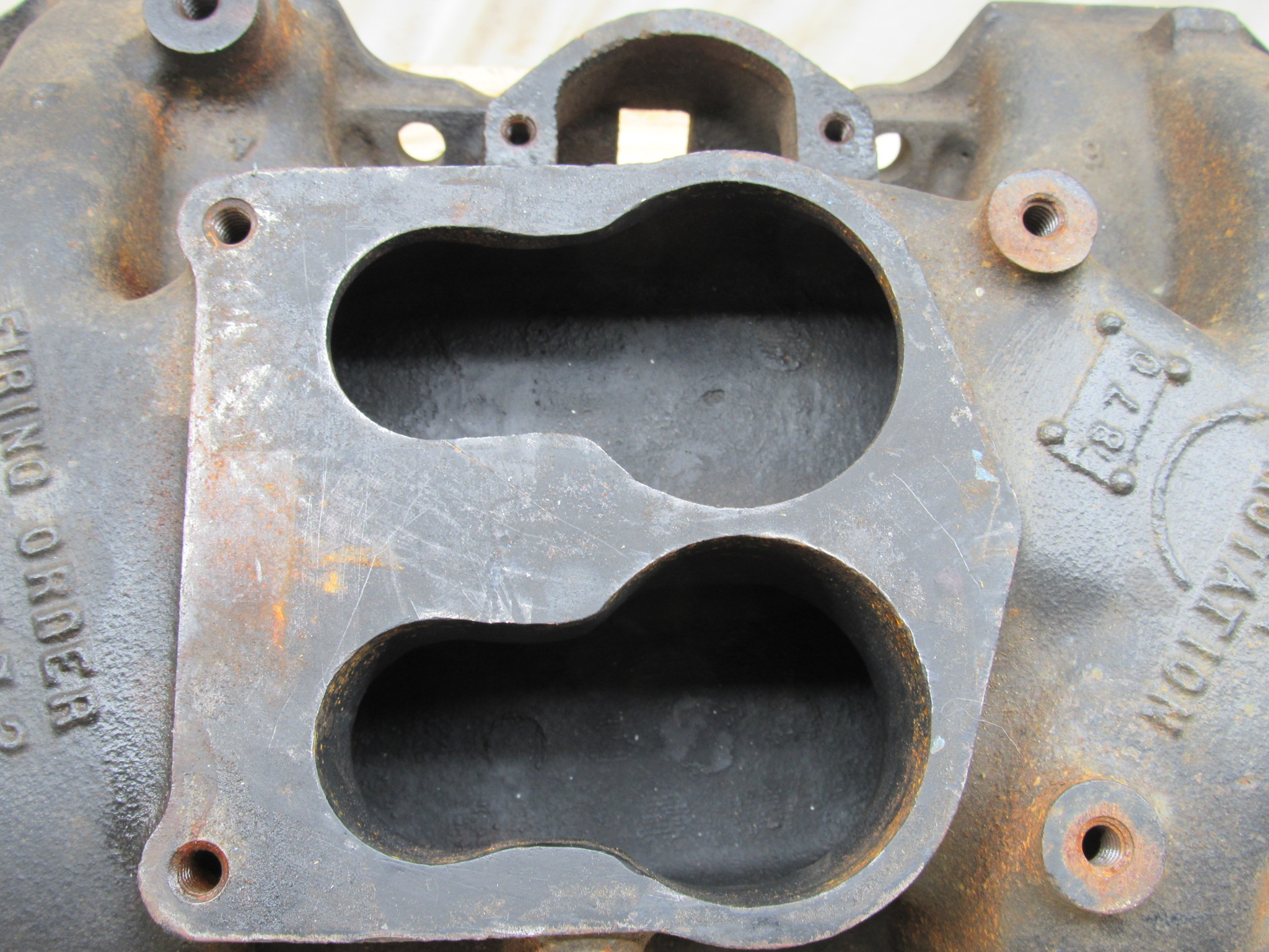 Intake Manifold - Casting# 3512100 - Date 8-7-70 - A - B - E - Body - 340 4 BBL - 1971 - USED - SHIPS FREE TO LOWER 48 - Image 2