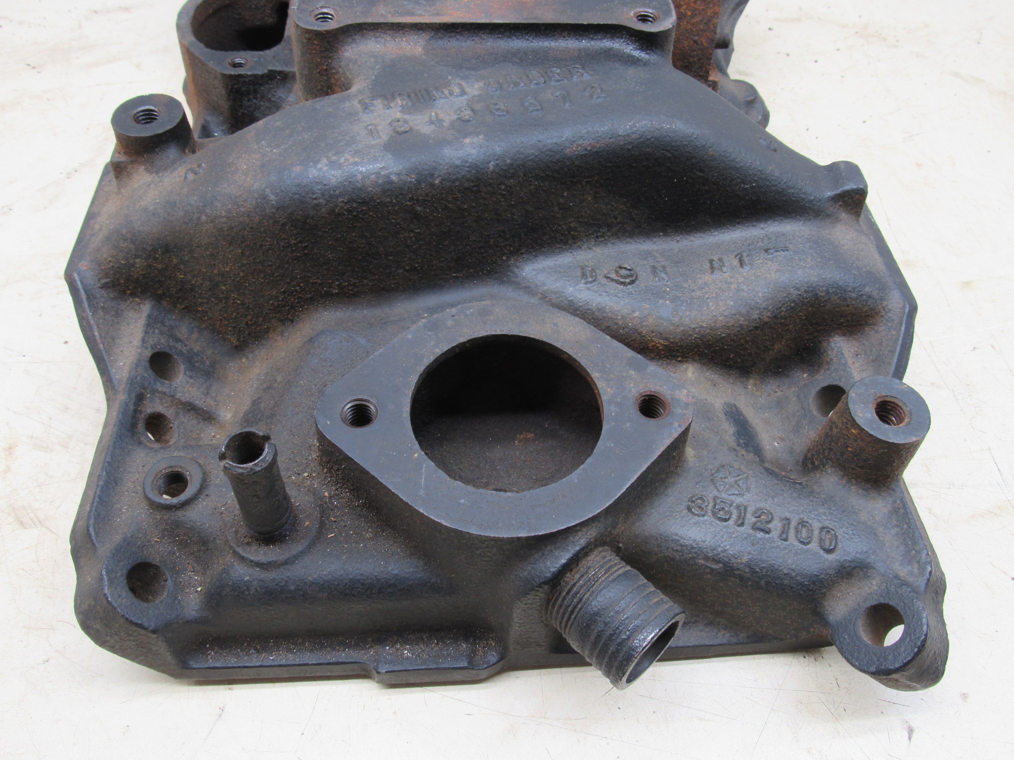 Intake Manifold - Casting# 3512100 - Date 8-7-70 - A - B - E - Body - 340 4 BBL - 1971 - USED - SHIPS FREE TO LOWER 48 - Image 13