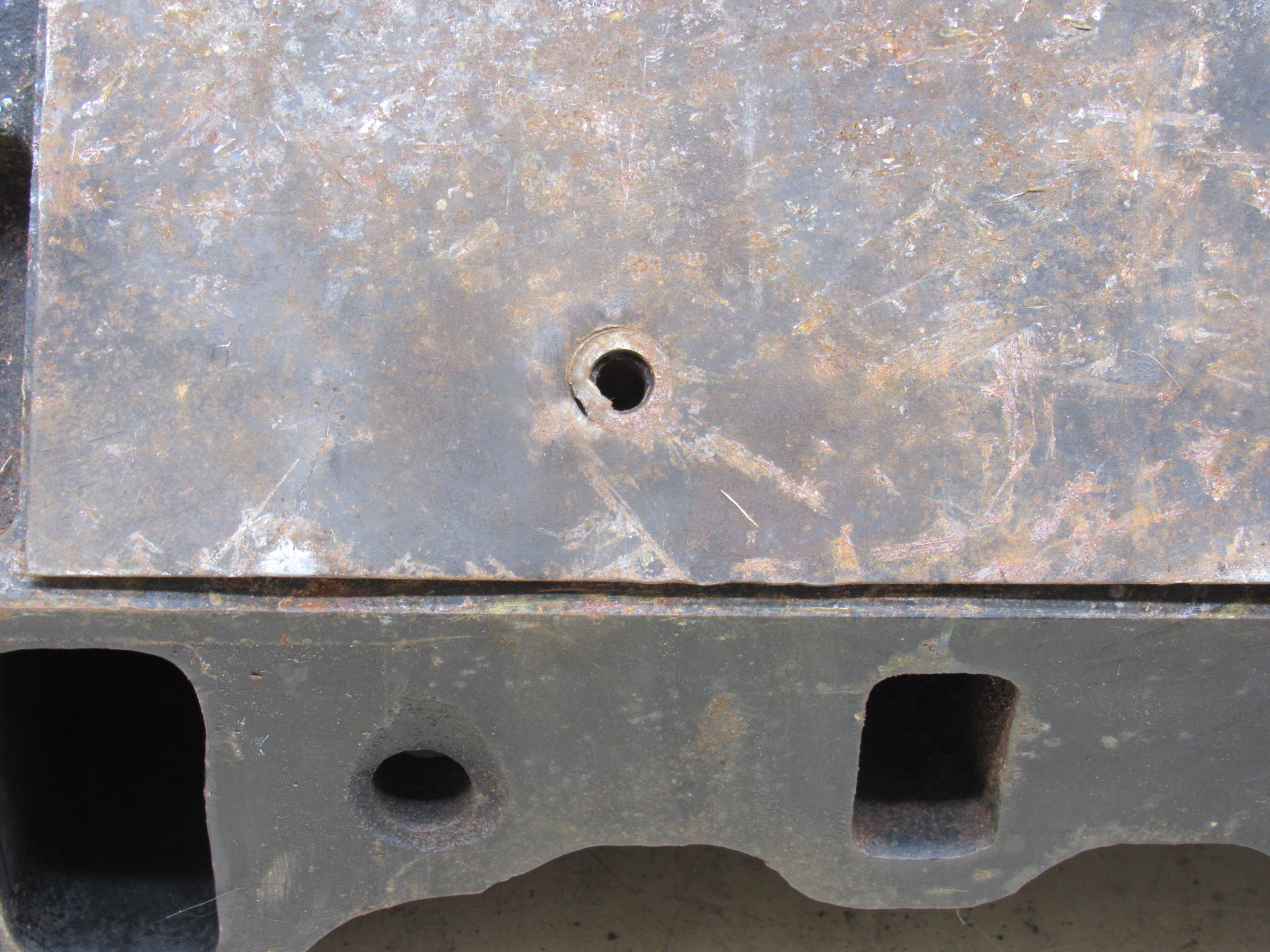 Intake Manifold - Casting# 3512100 - Date 8-7-70 - A - B - E - Body - 340 4 BBL - 1971 - USED - SHIPS FREE TO LOWER 48 - Image 7