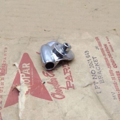 Door Vent Wing Upper Pivot Bracket# 2081649 - LH - Valiant - Lancer - 1960-62 - NOS - SHIPS FREE TO LOWER 48 - Image 4