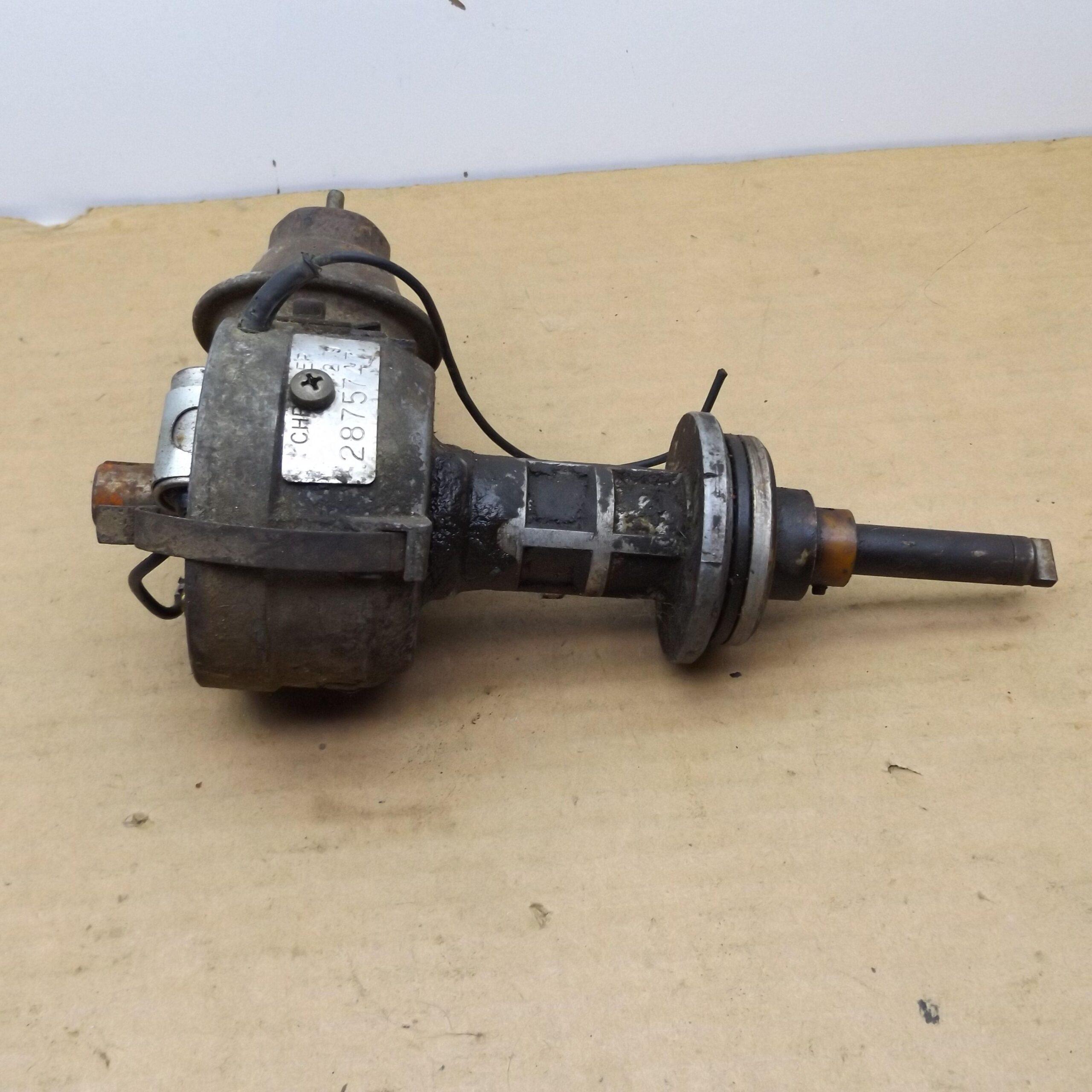 Ignition Distributor# 2875747 - Date 2-9 - B - C - Body - 383-2 - Single Point - 1969 - USED - SHIPS FREE TO LOWER 48 - Image 3