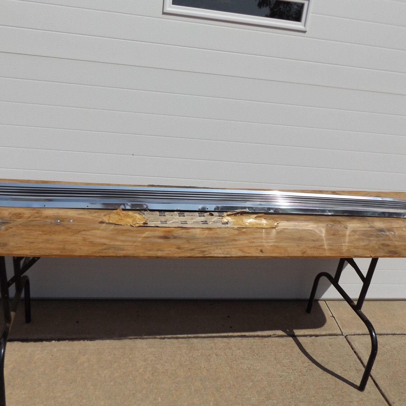 Rocker Panel Moulding 3685903 / 3680773 LH B Body Charger SE