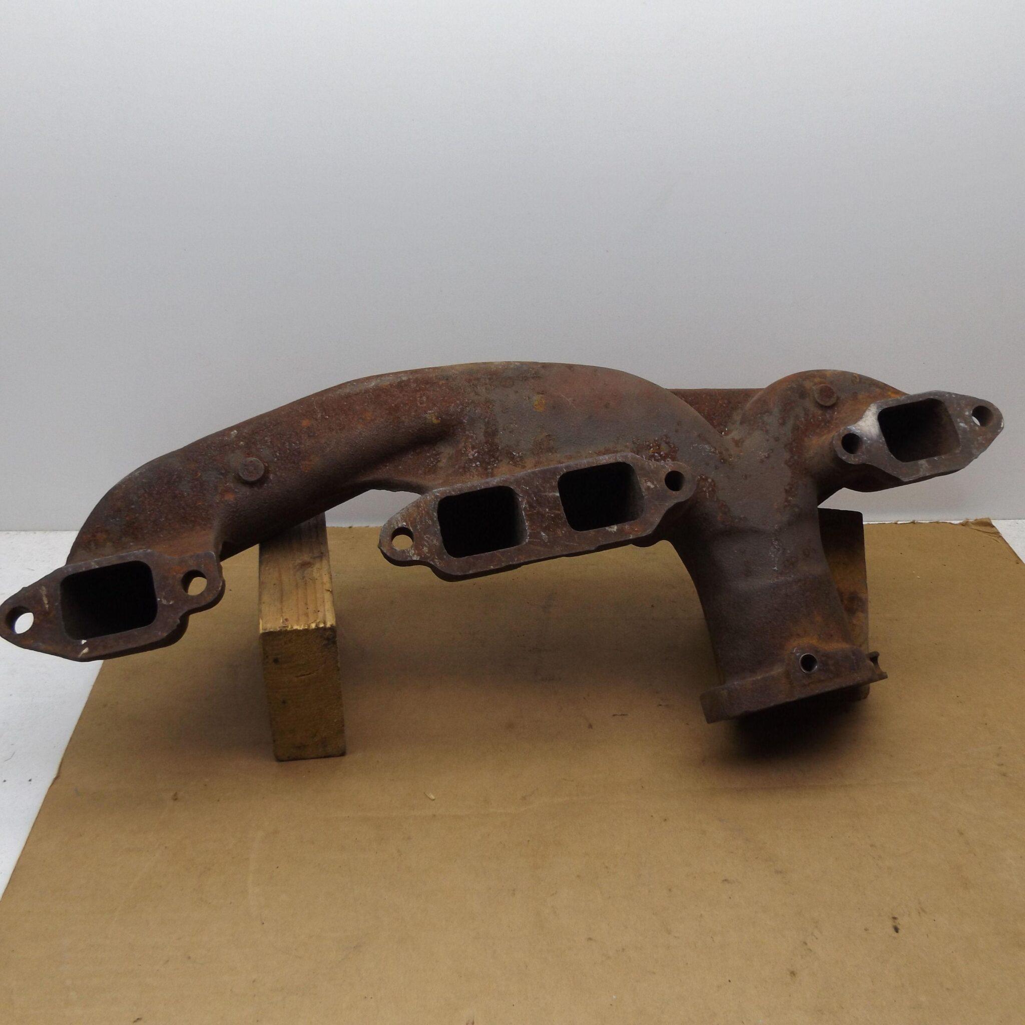 Exhaust Manifold Casting 2806900 RH (6108) Date 383440 HP