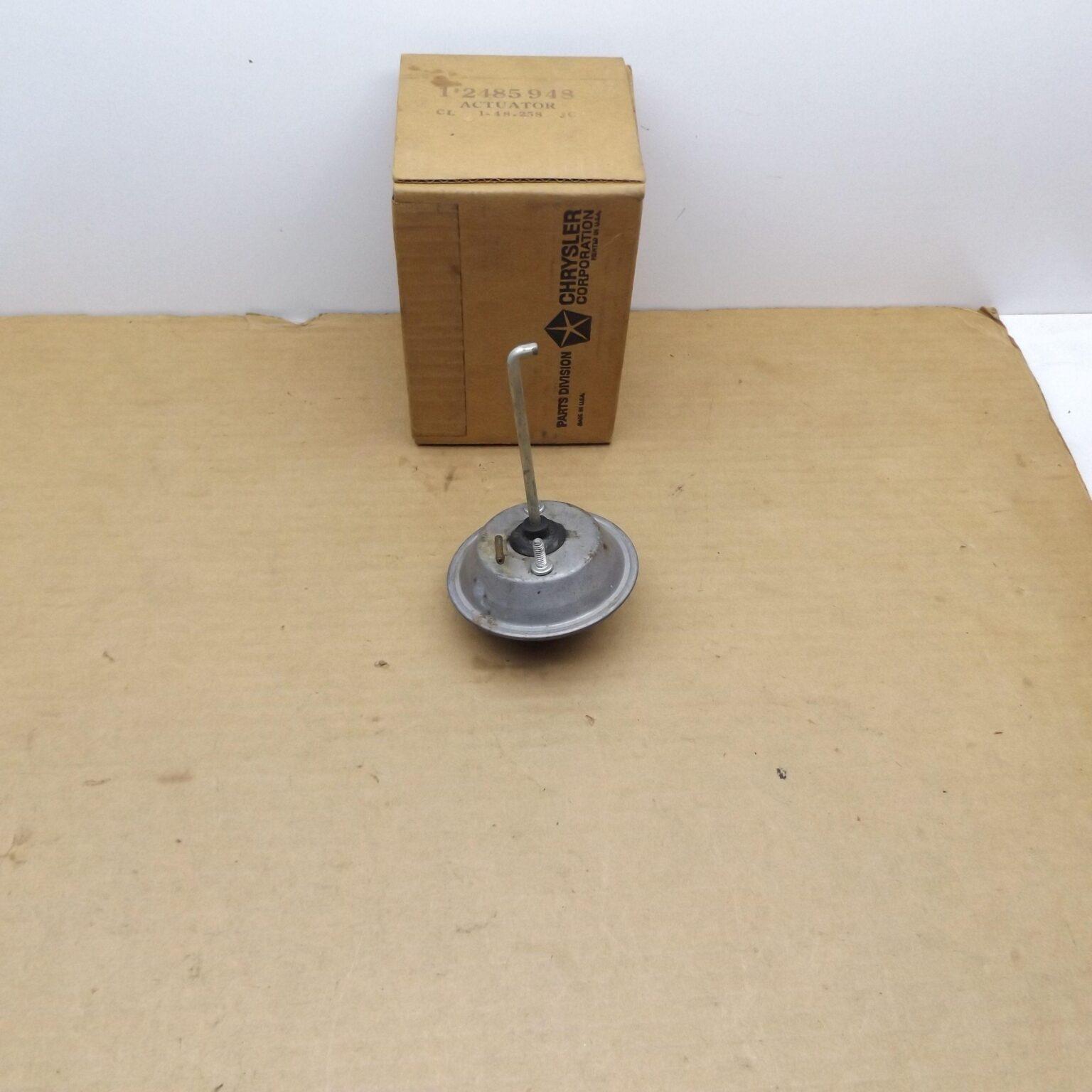 Heater Door Vacuum Actuator 2485948 C Body 196568 NOS SHIPS