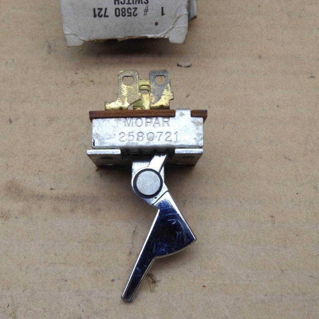 Heater Blower Switch 2580721 Plymouth B Body 196667 NOS