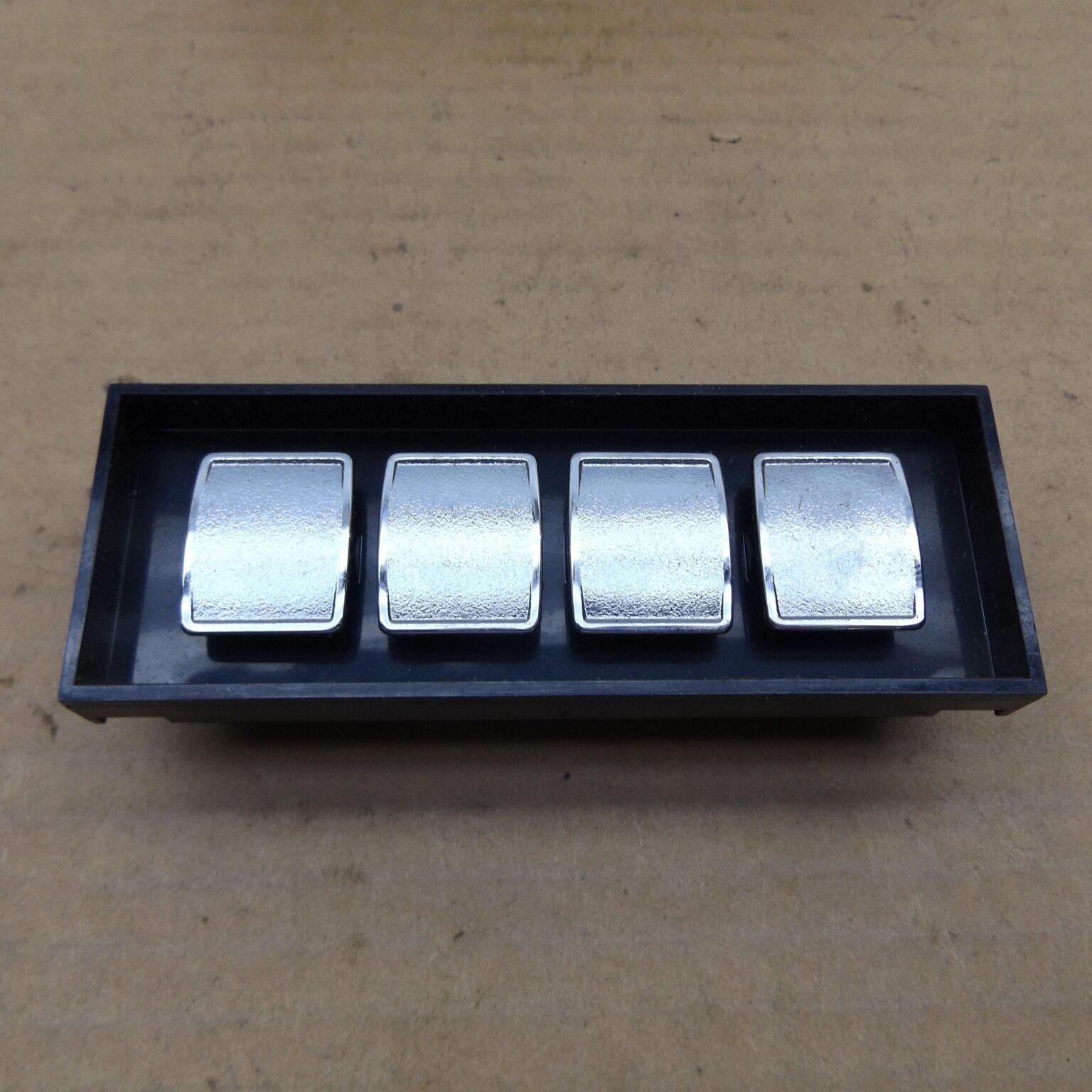 Electric Window Lift Switch 4131379 LF 4 Gang F M R Body