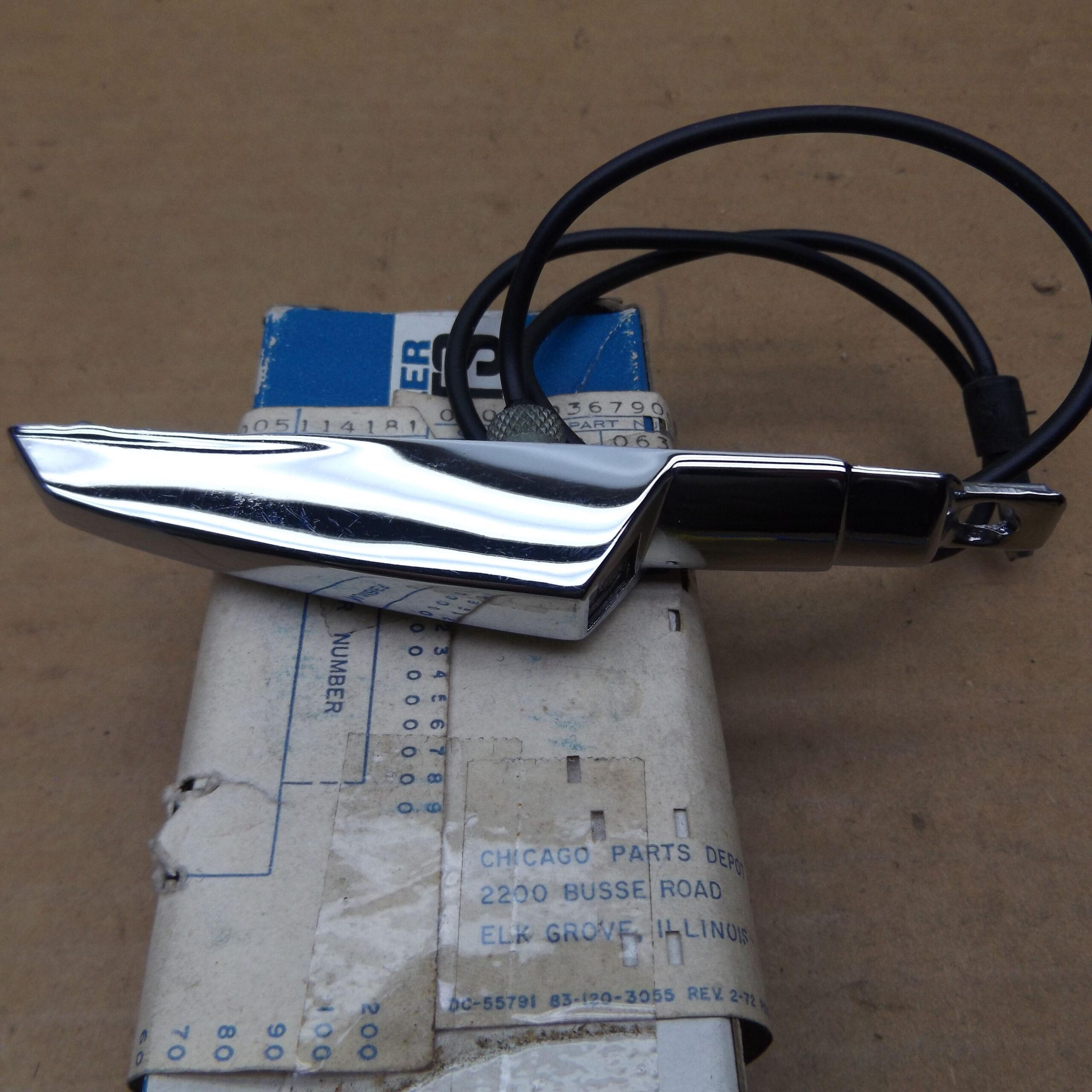 Turn Signal Indicator Lamp# 3679097 - LH - C - Body - Chrysler - 1973 - NOS - SHIPS FREE TO LOWER 48 - Image 3