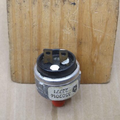 A/C Low Pressure Cut Off Switch# 3502016 - A - B - C - E - Body - 1971-73 - NOS - SHIPS FREE TO LOWER 48 - Image 4