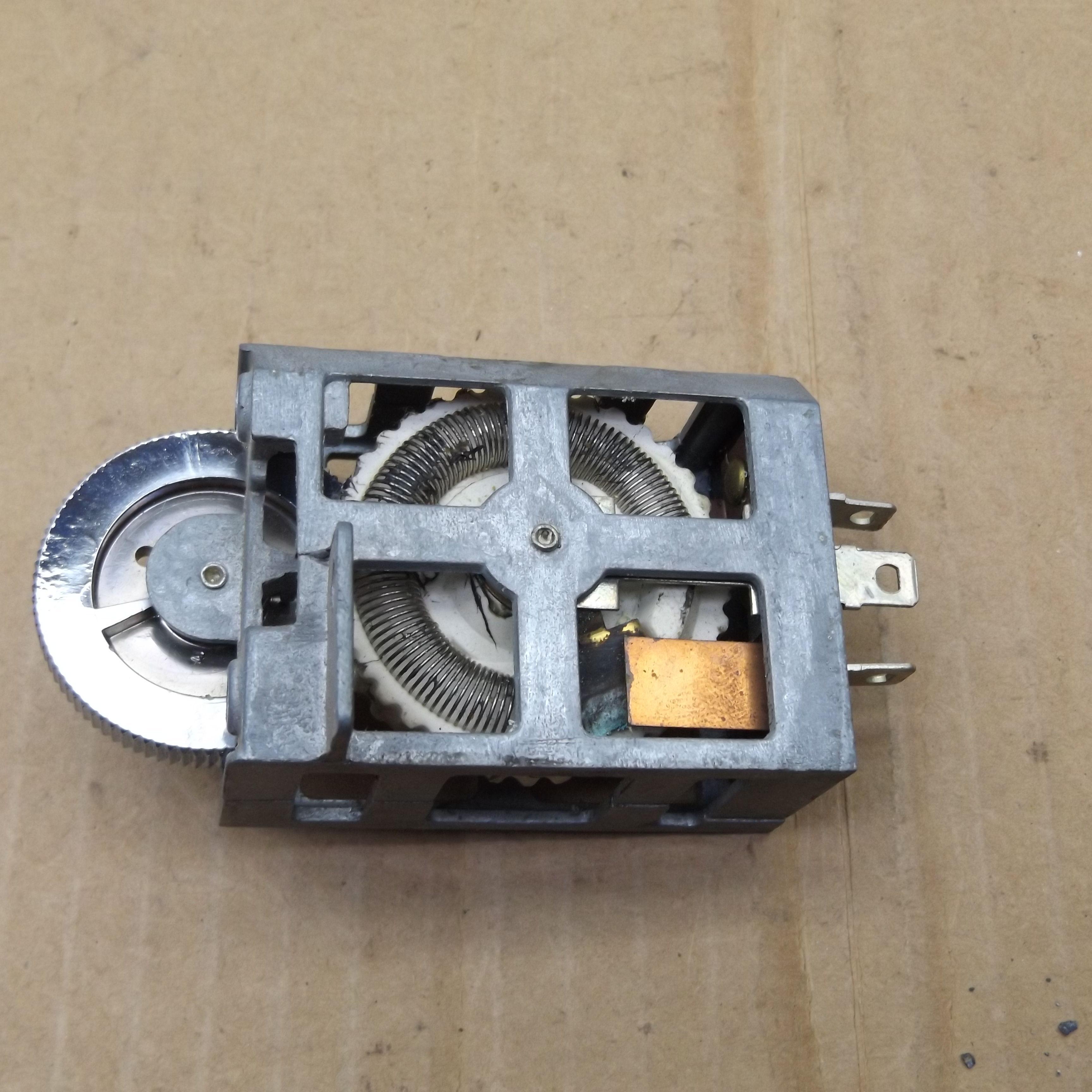 Instrument Panel Lamp Dimmer Switch 2809047 Thumb Wheel B C