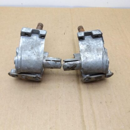 Front Door Vent Wing Window Regulator# 2935446 / 2935447 - Pair - C - Body - 1969-70 - NOS - SHIPS FREE TO LOWER 48 - Image 6