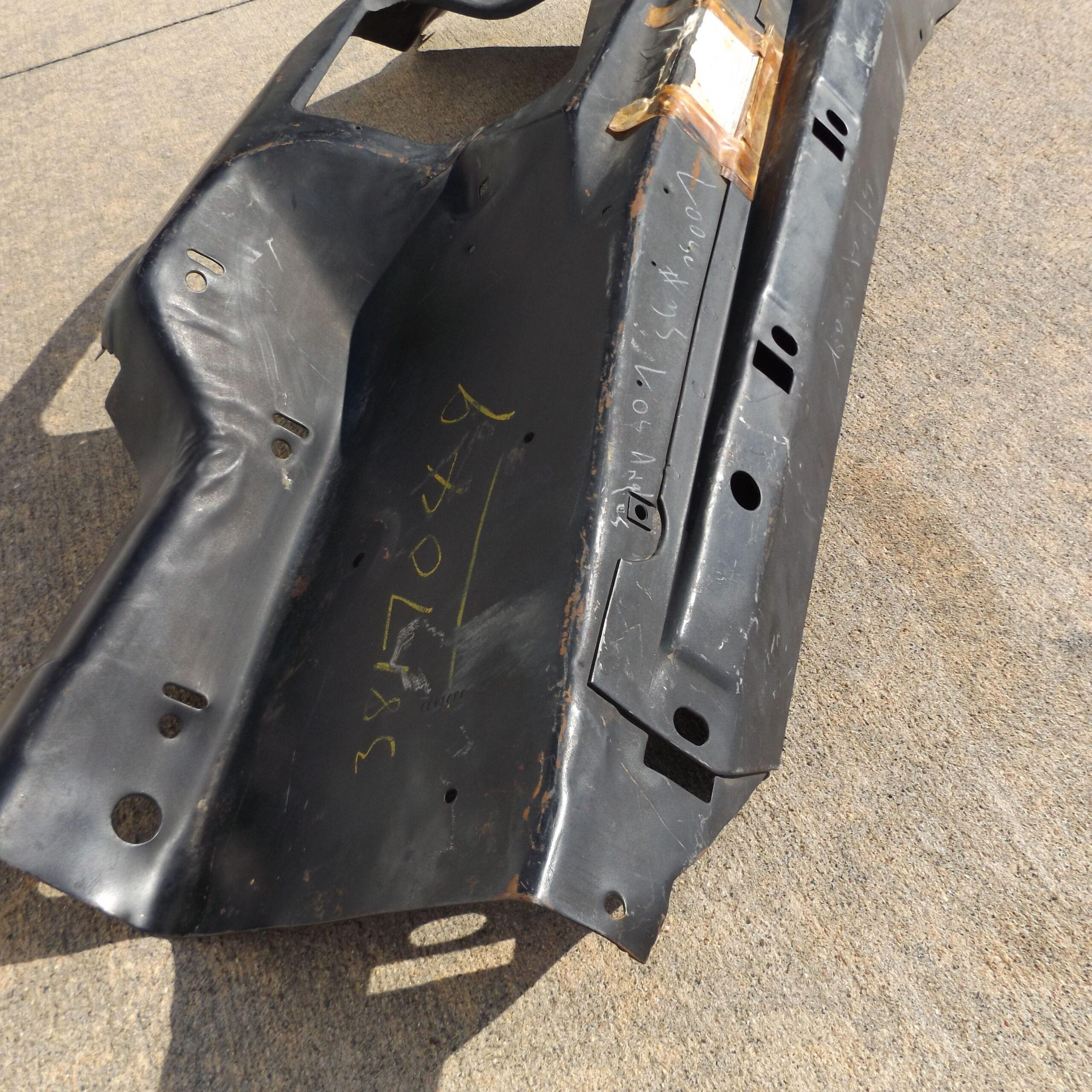 Front Fender Panel Shield# 3642305 / 3817049 - Left - B - Body - 1973-74 - NOS - Image 6