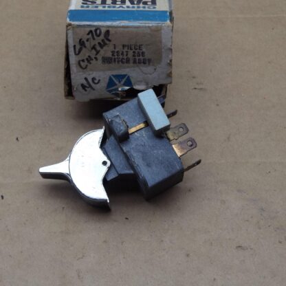 Wiper Switch# 2947256 - 3 Speed - C - Body - Imperial - 1969-70 - NOS - SHIPS FREE TO LOWER 48