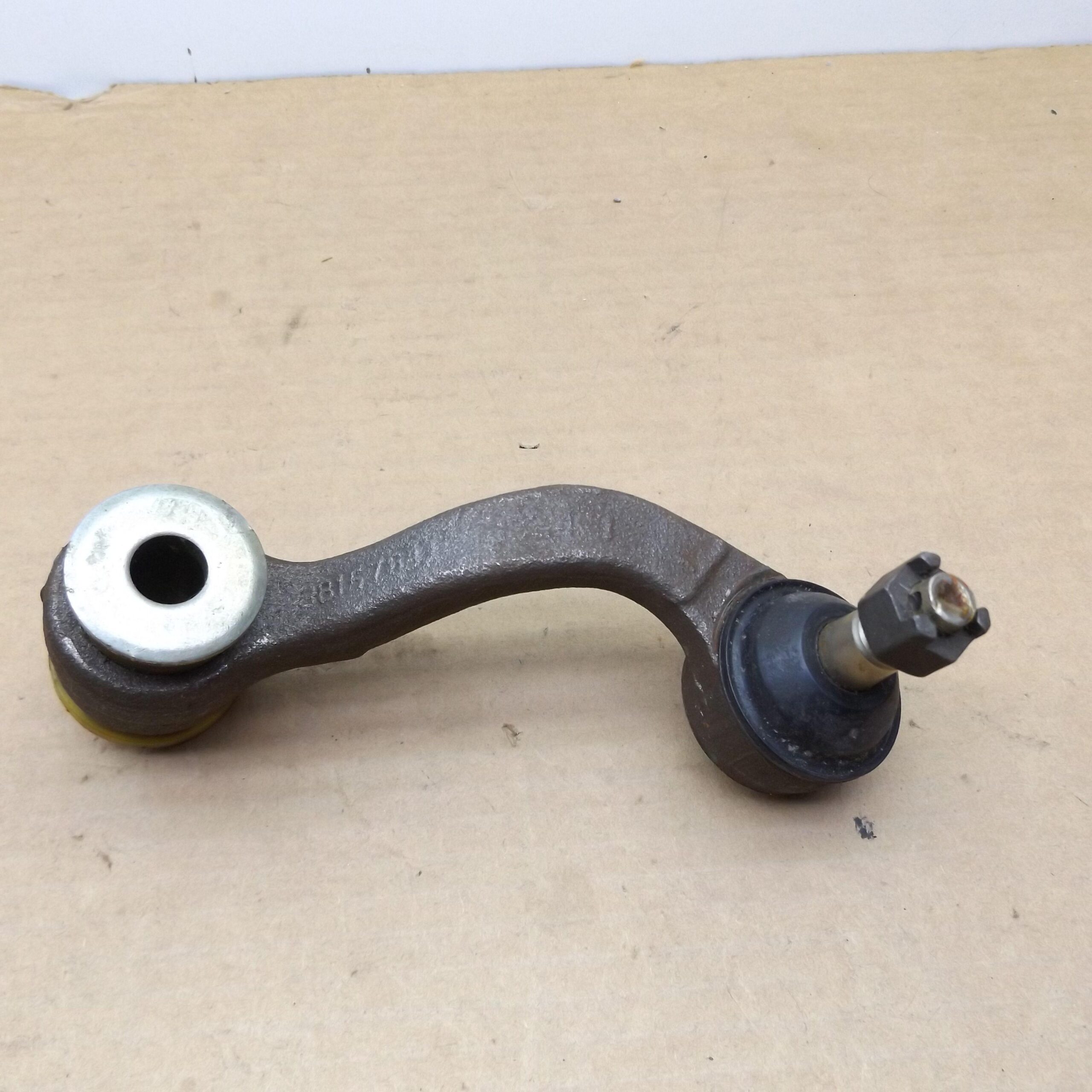 Steering Link Idler Arm# 3815783 - A - F - M - Body - 1975-77 - NOS - Image 5