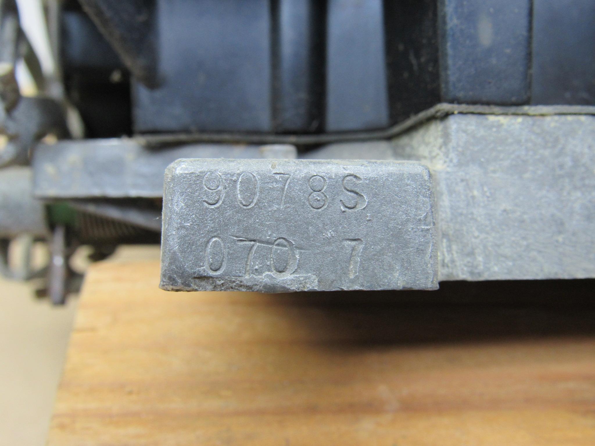 Carburetor - Carter# 9078S - Casting Date 070-7 - C - Body - 4 bbl Thermo Quad - 440 V8 - 1977 - USED - SHIPS FREE TO LOWER 48 - Image 5