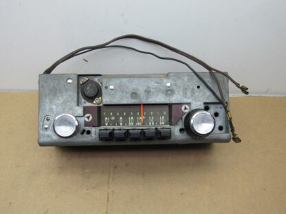 AM Radio# 2291650 - Model 216 - B - Body - Plymouth - 1963 - USED - SHIPS FREE TO LOWER 48 - Image 3