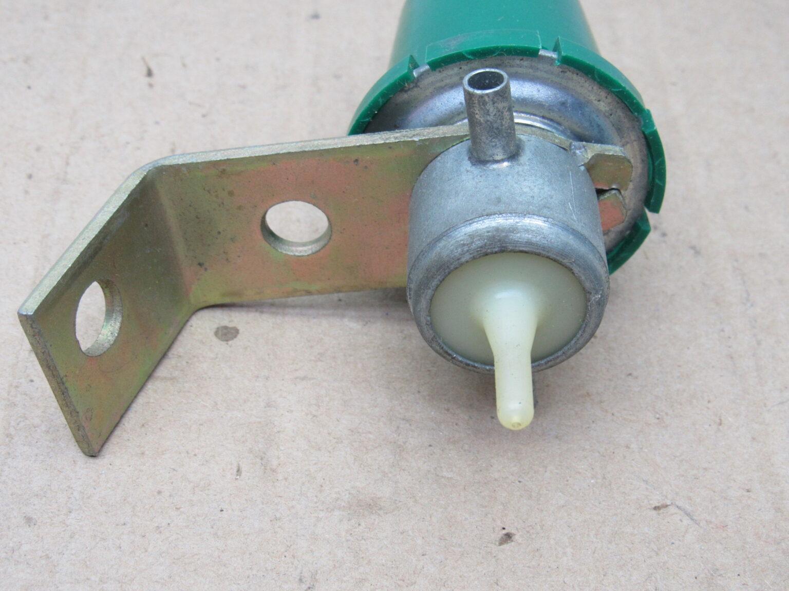 Distributor Vacuum Valve and Cover Control 2846126 A Body 340