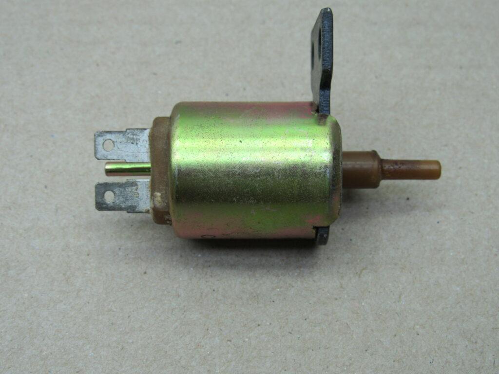 EGR Time Delay Vacuum Solenoid Valve 3755450 A B C E Body