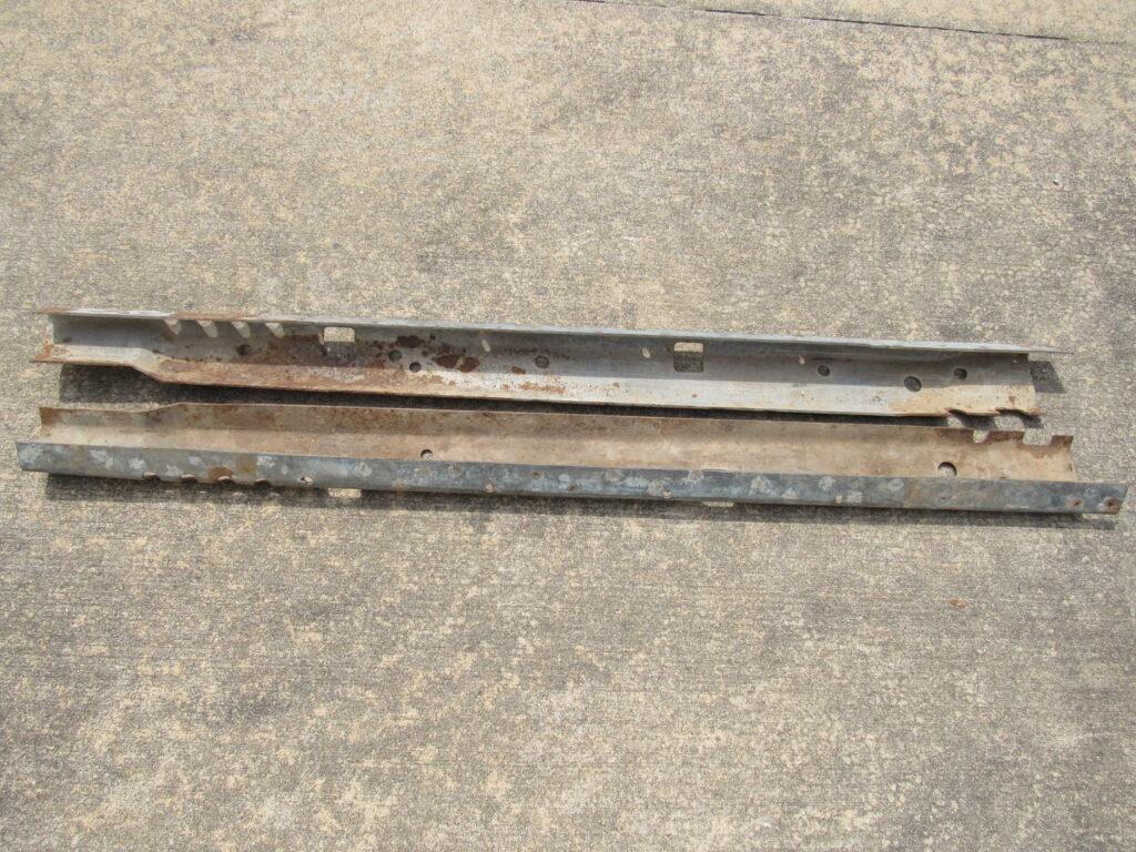 Inner Rocker Panel Support# 3417424 / 3417425 - Pair - Barracuda ...