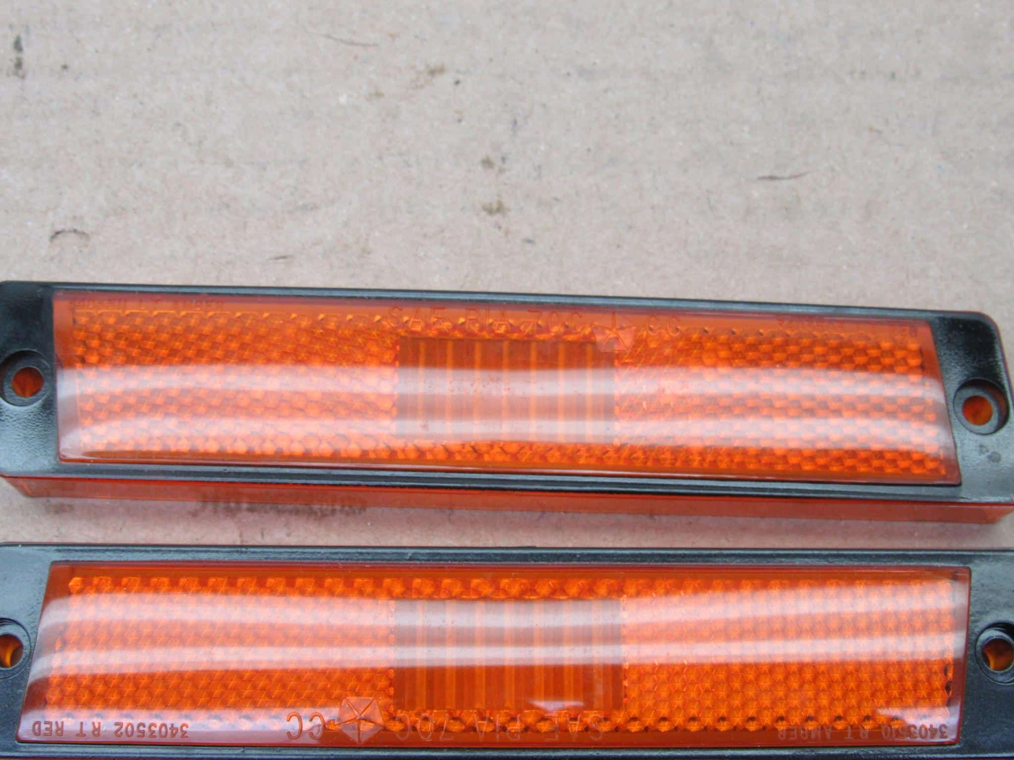TVM 12-Piece MoPar Side Marker Lamp Set With Gaskets For 1972-1974 A-Body