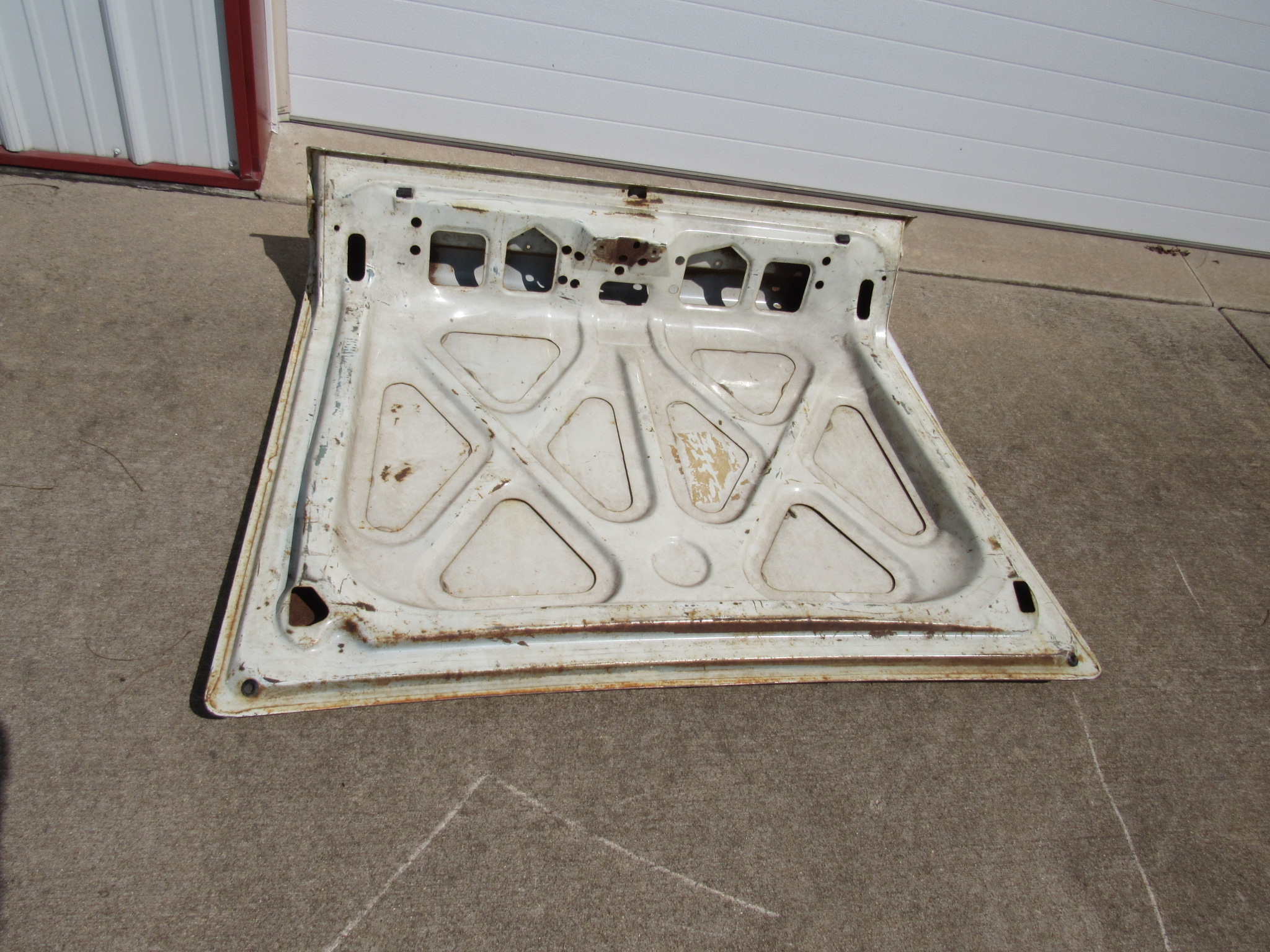 Deck Lid# 2769292 - Dodge Coronet - 1967 - USED - Image 17