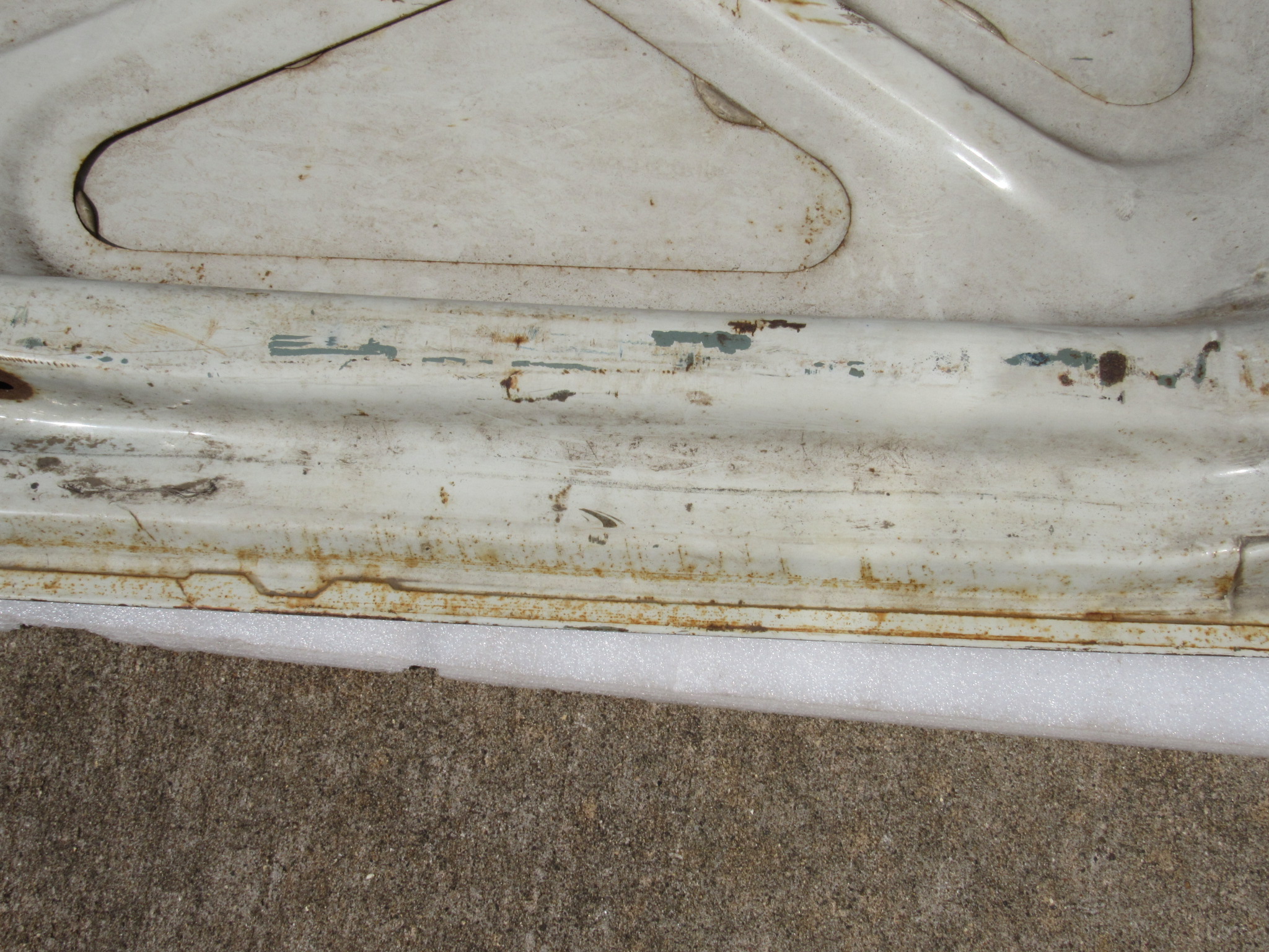 Deck Lid# 2769292 - Dodge Coronet - 1967 - USED - Image 11