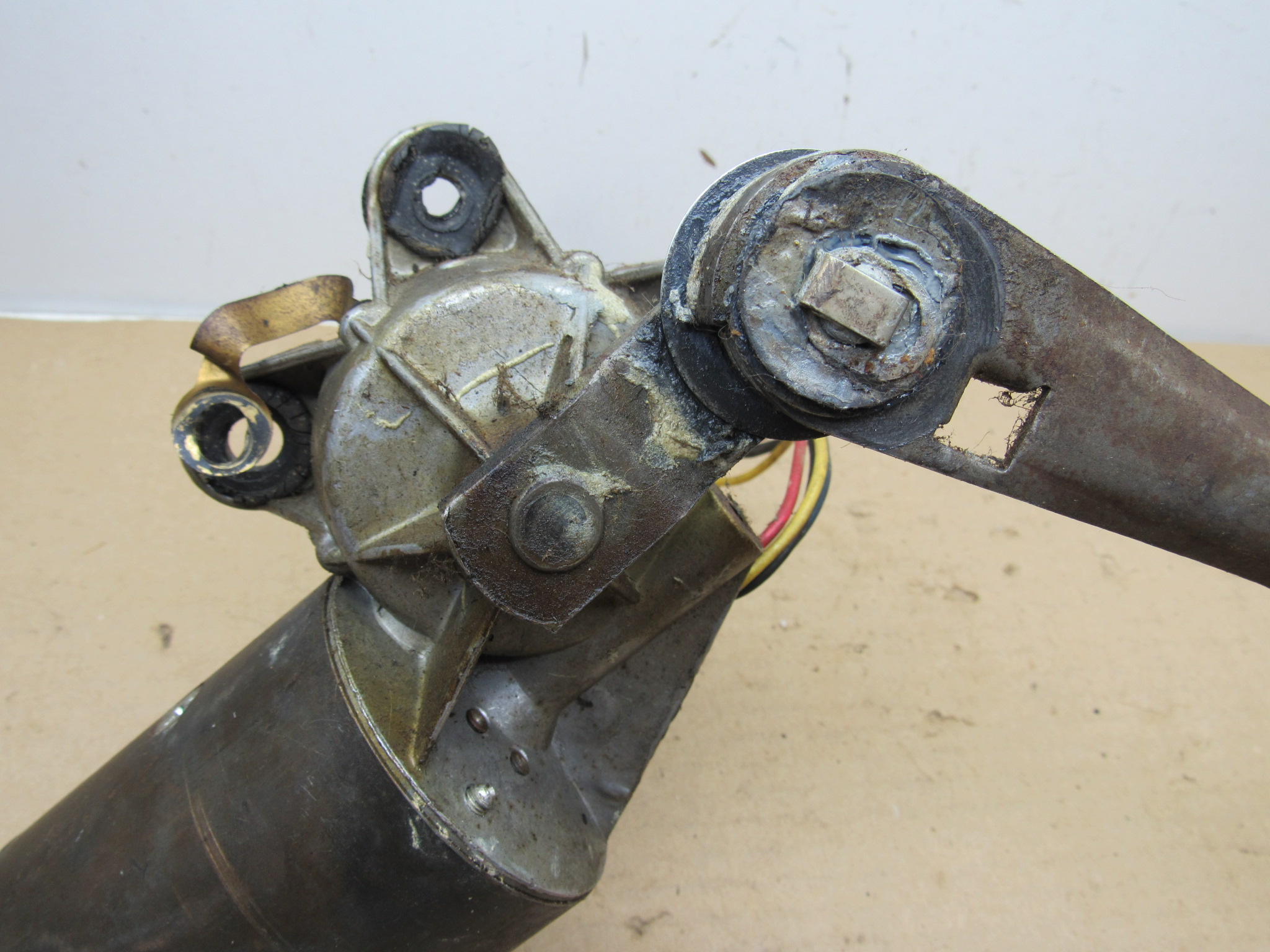 Wiper Motor Pkg# 2525269 - Date 50-5 - Variable Speed - Presto-Lite - A - Body - 1964-66 - USED - SHIPS FREE TO LOWER 48 - Image 7