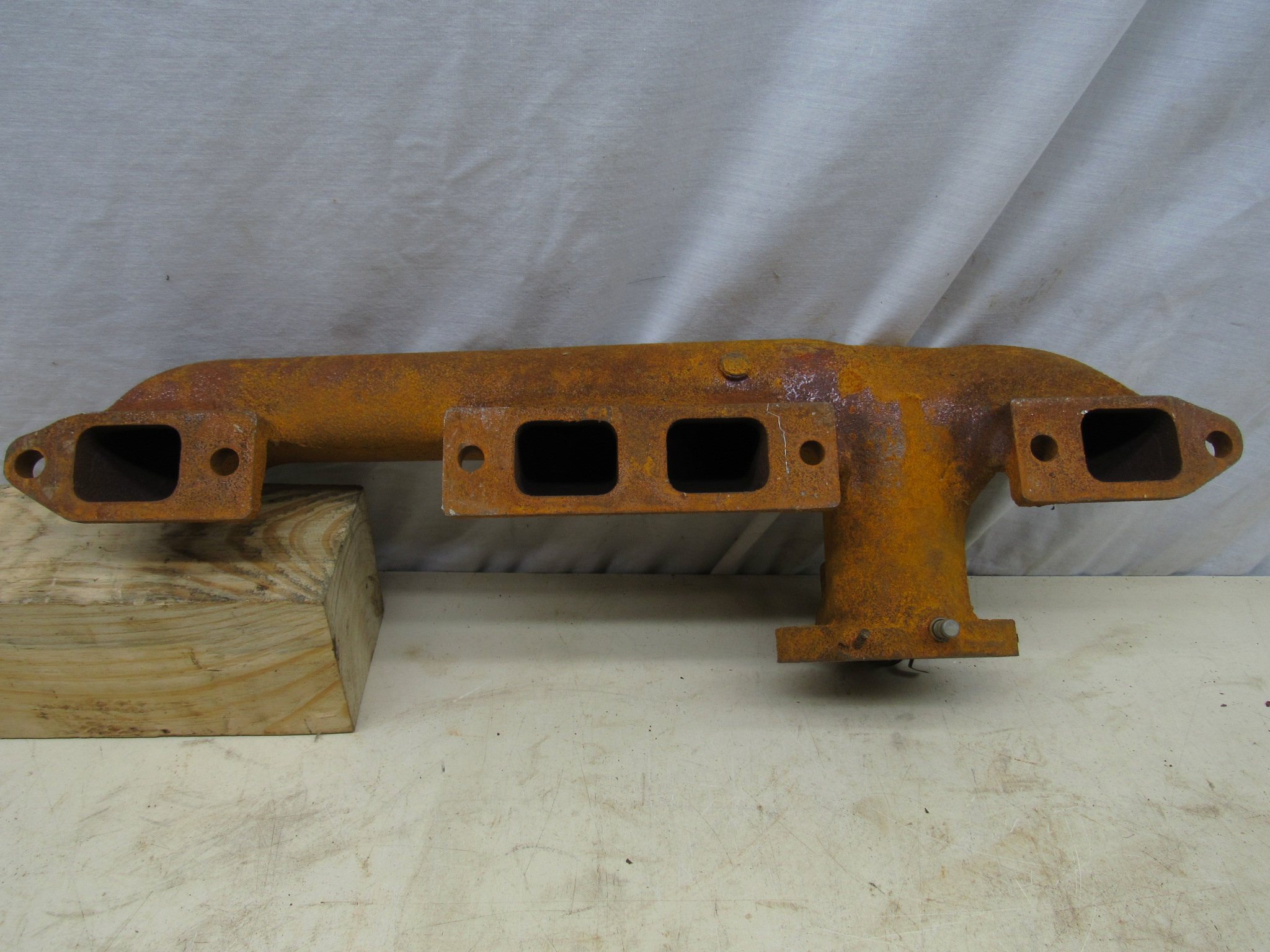 Exhaust Manifold Casting# 2205535 - Date 7-15-65 - RH - Big Block - V8 - B - C - Body - 1961-66 - USED - SHIPS FREE TO LOWER 48 - Image 7