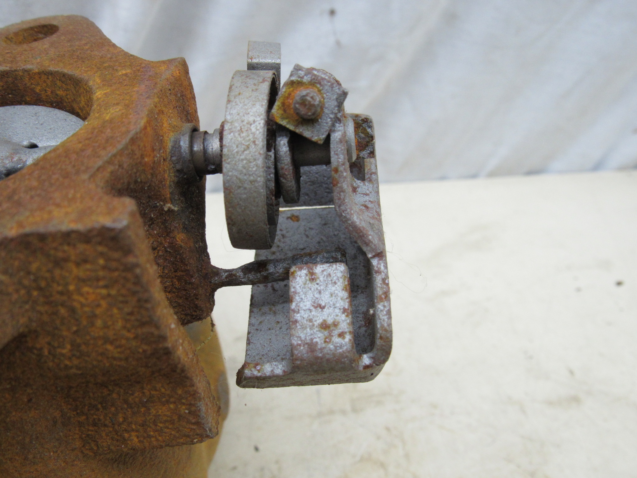 Exhaust Manifold Casting# 2205535 - Date 7-15-65 - RH - Big Block - V8 - B - C - Body - 1961-66 - USED - SHIPS FREE TO LOWER 48 - Image 3