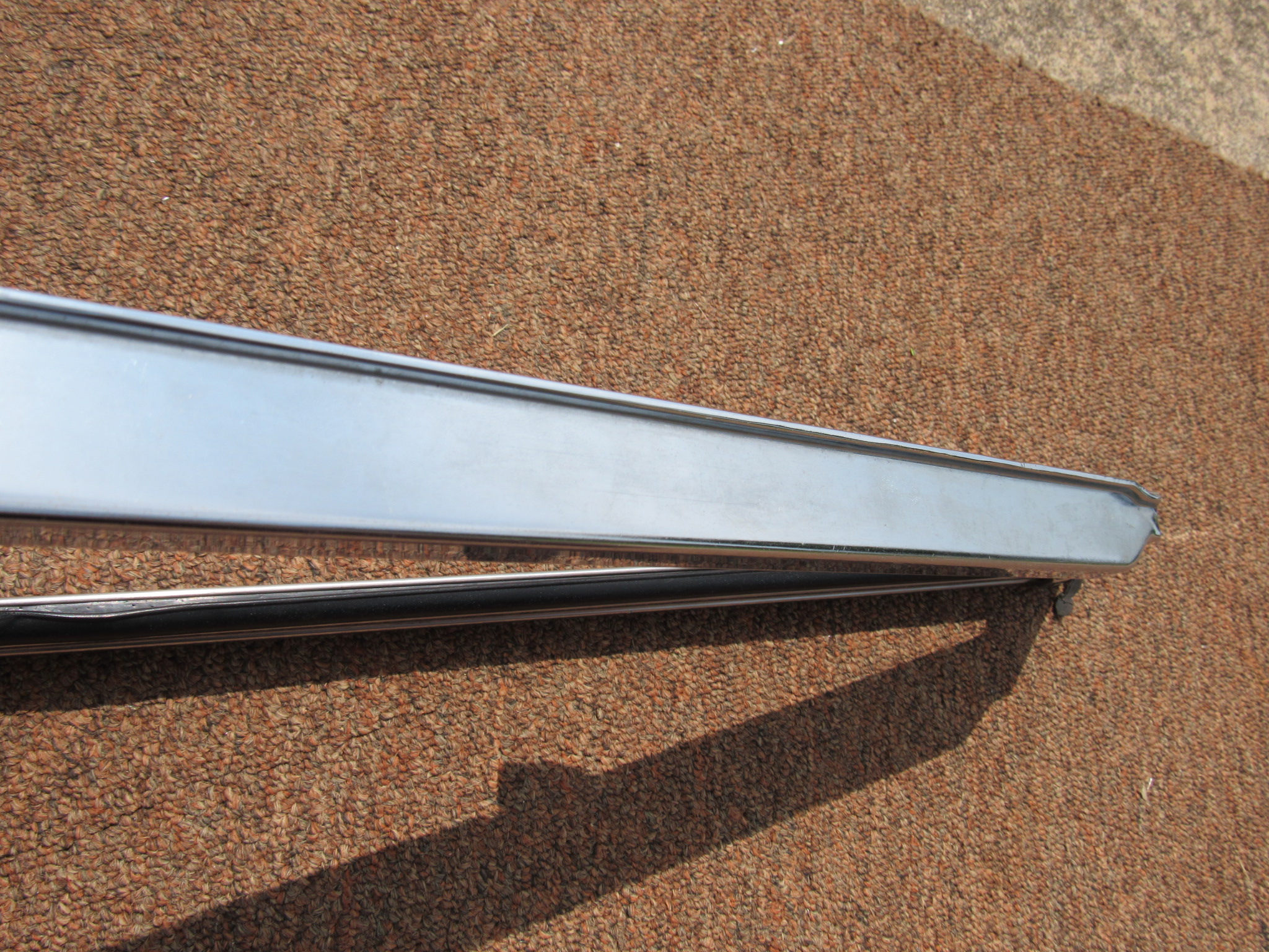 Vent Window Frame and Divisional Channel# 2195695 - RH - Lancer - Valiant 2 Door - 1961-62 - NOS - SHIPS FREE TO LOWER 48 - Image 3