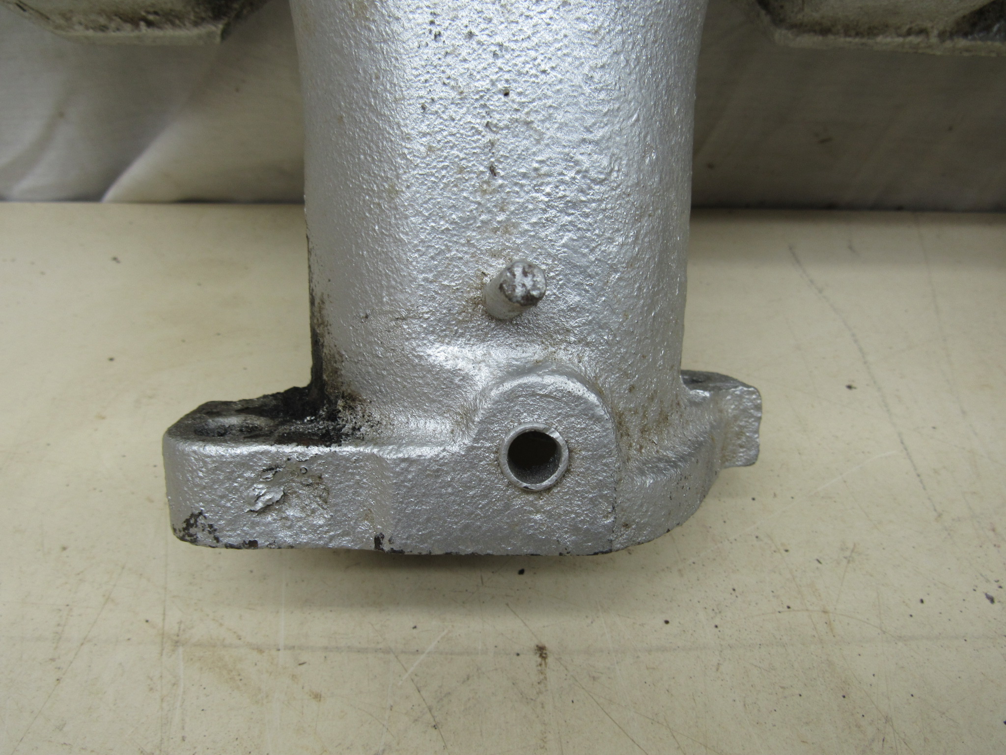 Exhaust Manifold - Casting# 2806900 - RH - (8-28-7) - Date - 383-440 HP - B - C - Body - 1967-69 - USED - SHIPS FREE TO LOWER 48 - Image 2