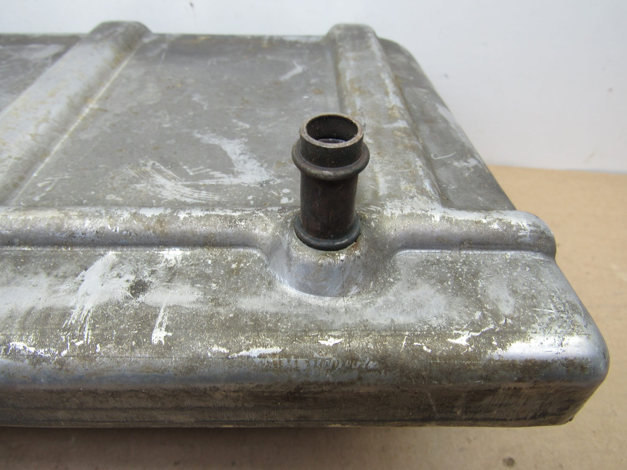 thumbnail image 2 of Discount Radiators 3-Row Aluminum Radiator For 1949-52 Plymouth, Dodge, Chrysler, DeSoto Straight 6 – DR-CC52PLY 2 of 5