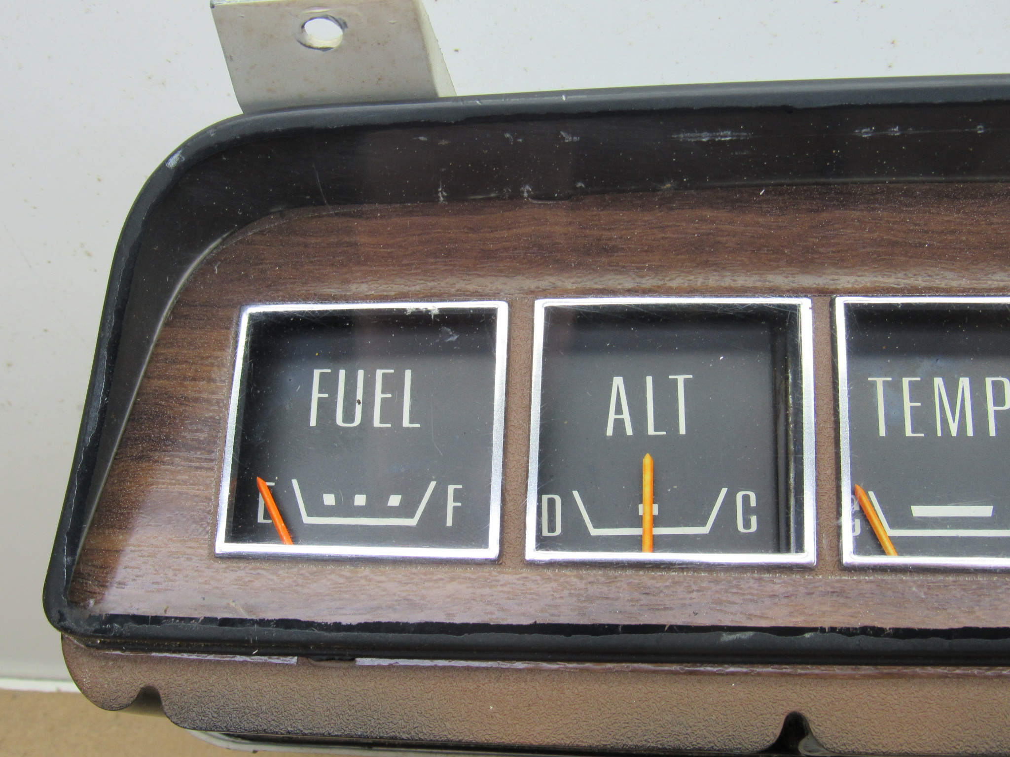 Instrument Gauge Cluster Pkg# 2984943 - C - Body - Dodge - 1970 - USED - SHIPS FREE TO LOWER 48 - Image 13