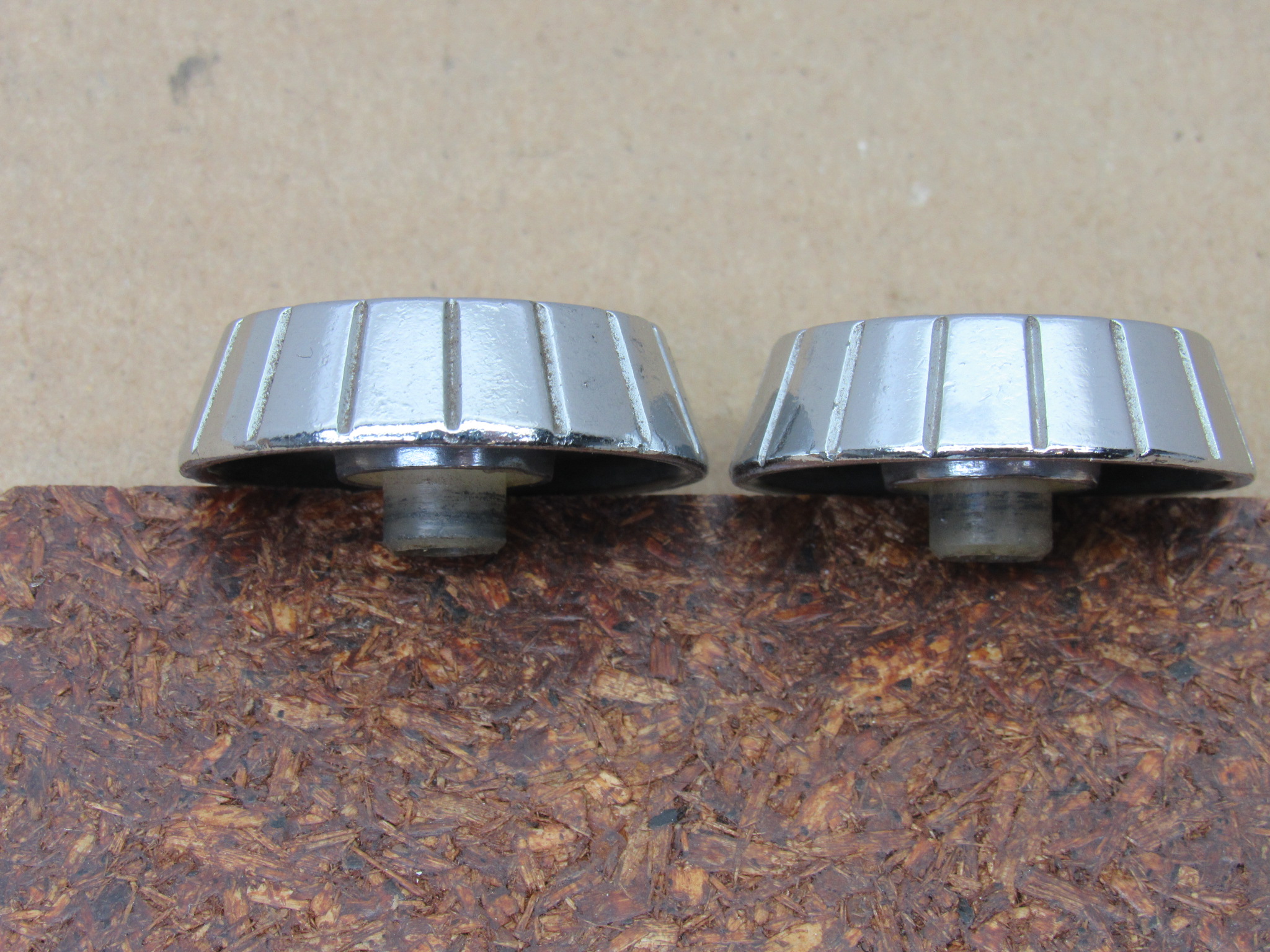 Radio Adjustment Knob Pkg# 2258189 - Set of 4 - A - Body - Plymouth - 1963-64 - USED - SHIPS FREE TO LOWER 48 - Image 3