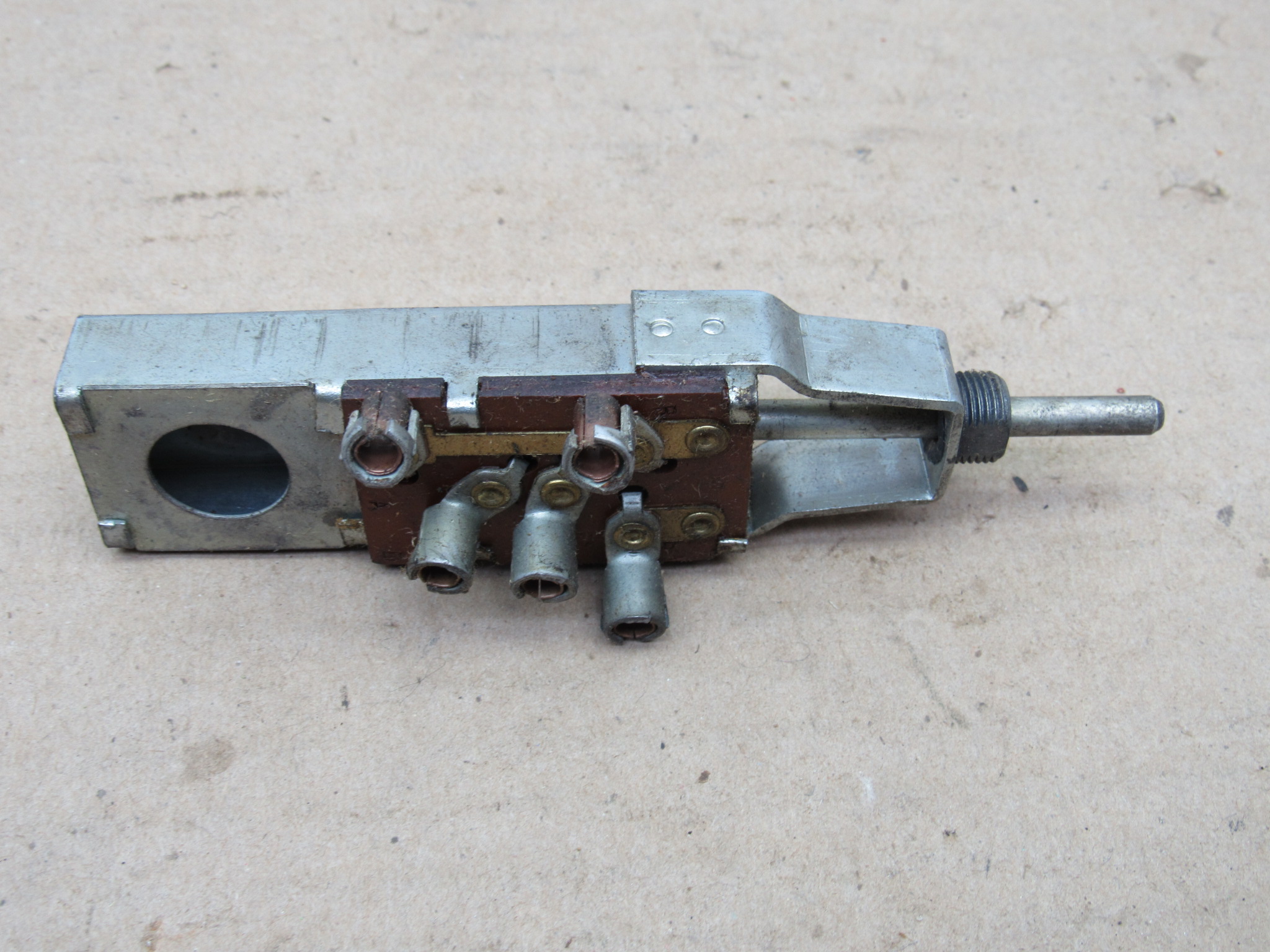 Headlight Switch# 684038 - Dodge - Plymouth - Chrysler - DeSoto - 1938 - NOS - SHIPS FREE TO LOWER 48 - Image 2