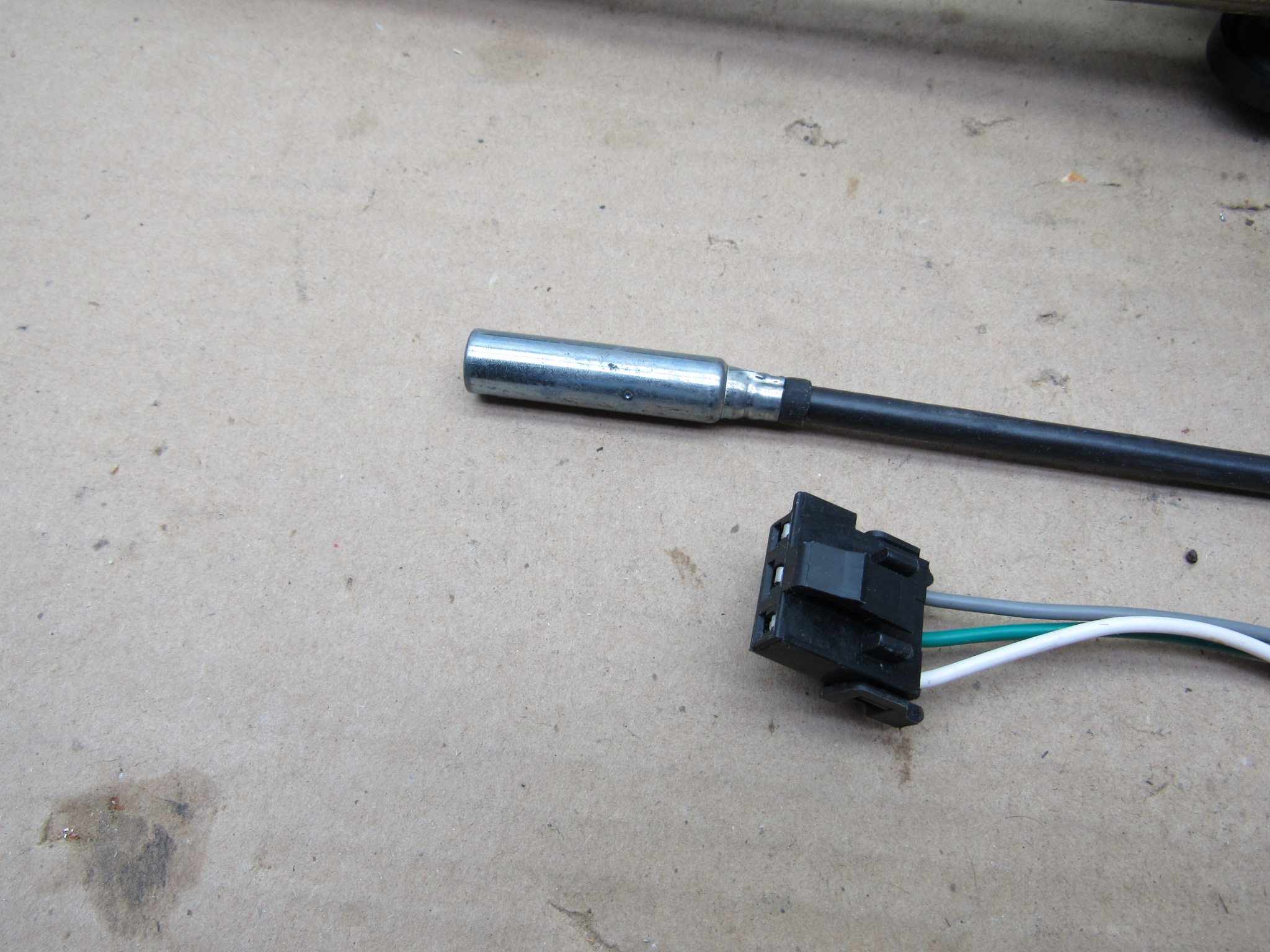Power Antenna# 56003151 - Jeep Cherokee - Comanche - 1987-96 - NOS - SHIPS FREE TO LOWER 48 - Image 2