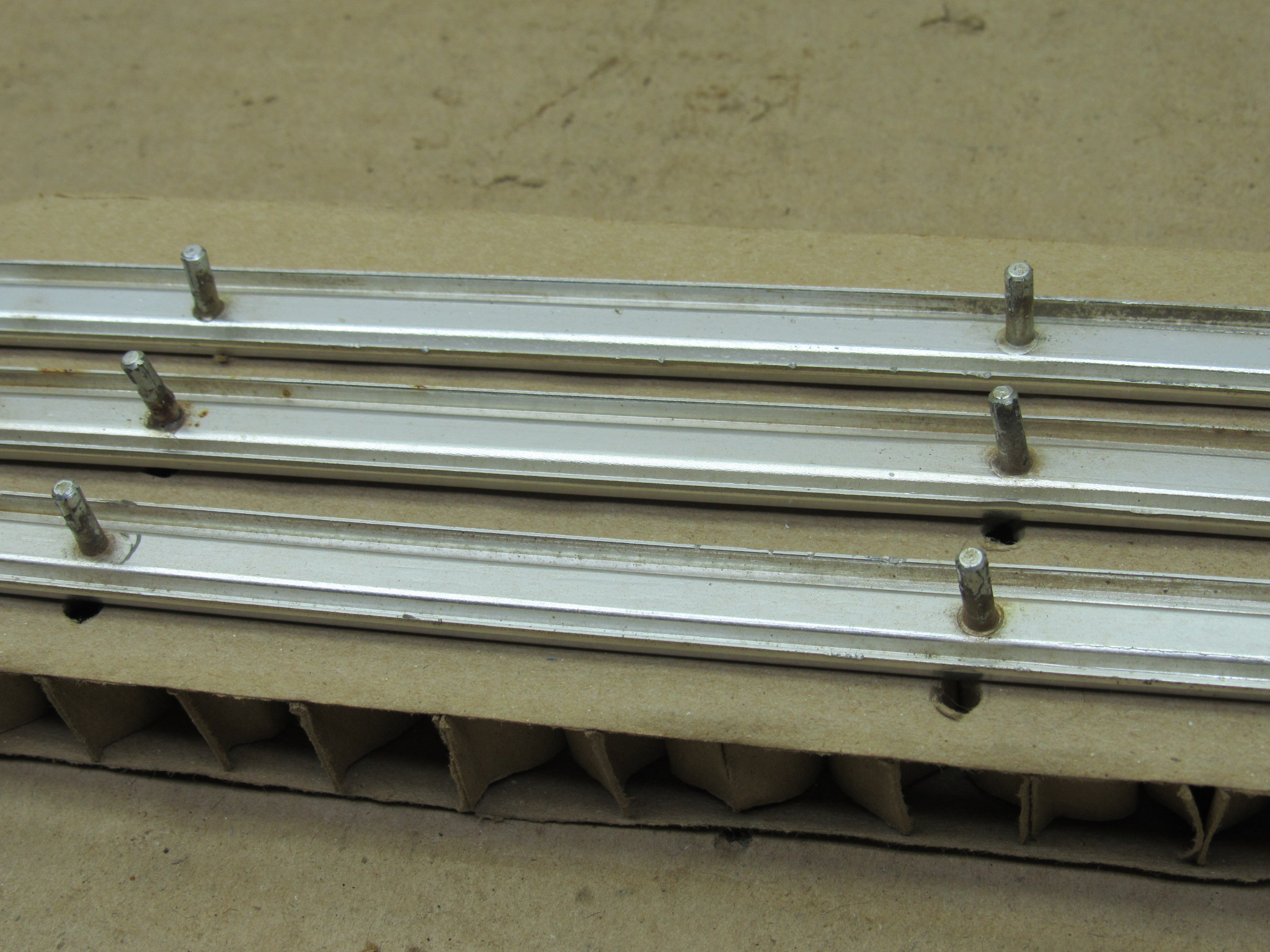 Front Fender Side Louver Pkg# 2524827 / 2524828 / 2524829 - Sport Fury - 1965 - USED - SHIPS FREE TO LOWER 48 - Image 3