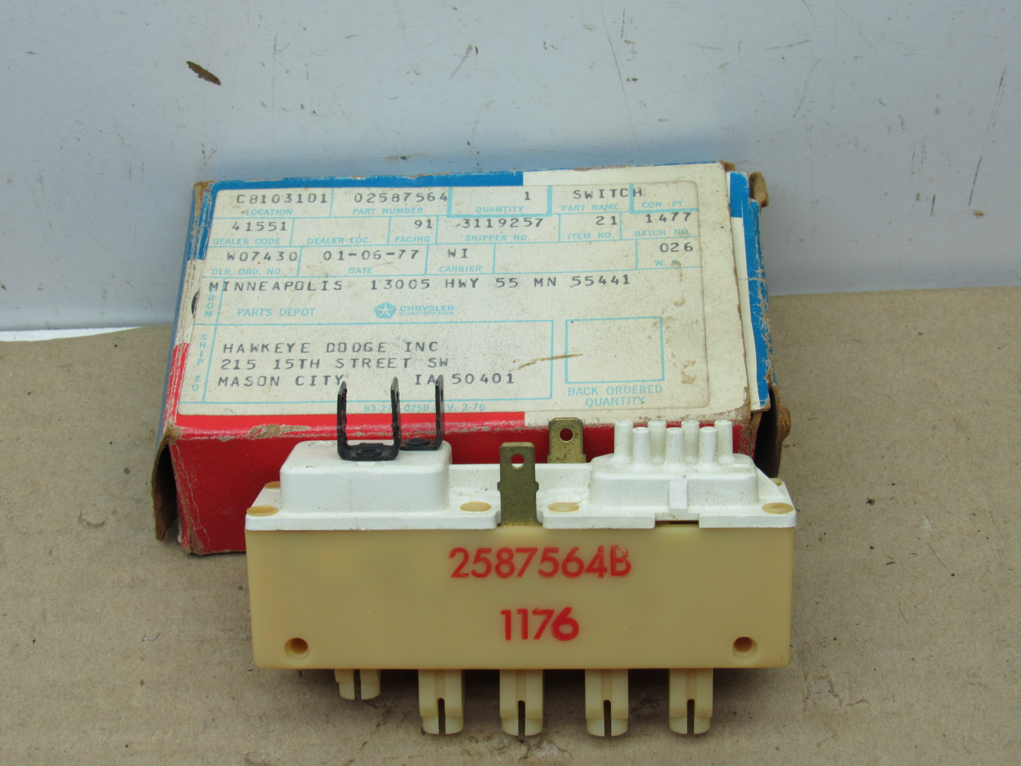 A/C and Heater Vacuum Control Switch# 2587564 - B - C - Body - 1965-68 - NOS - SHIPS FREE TO LOWER 48