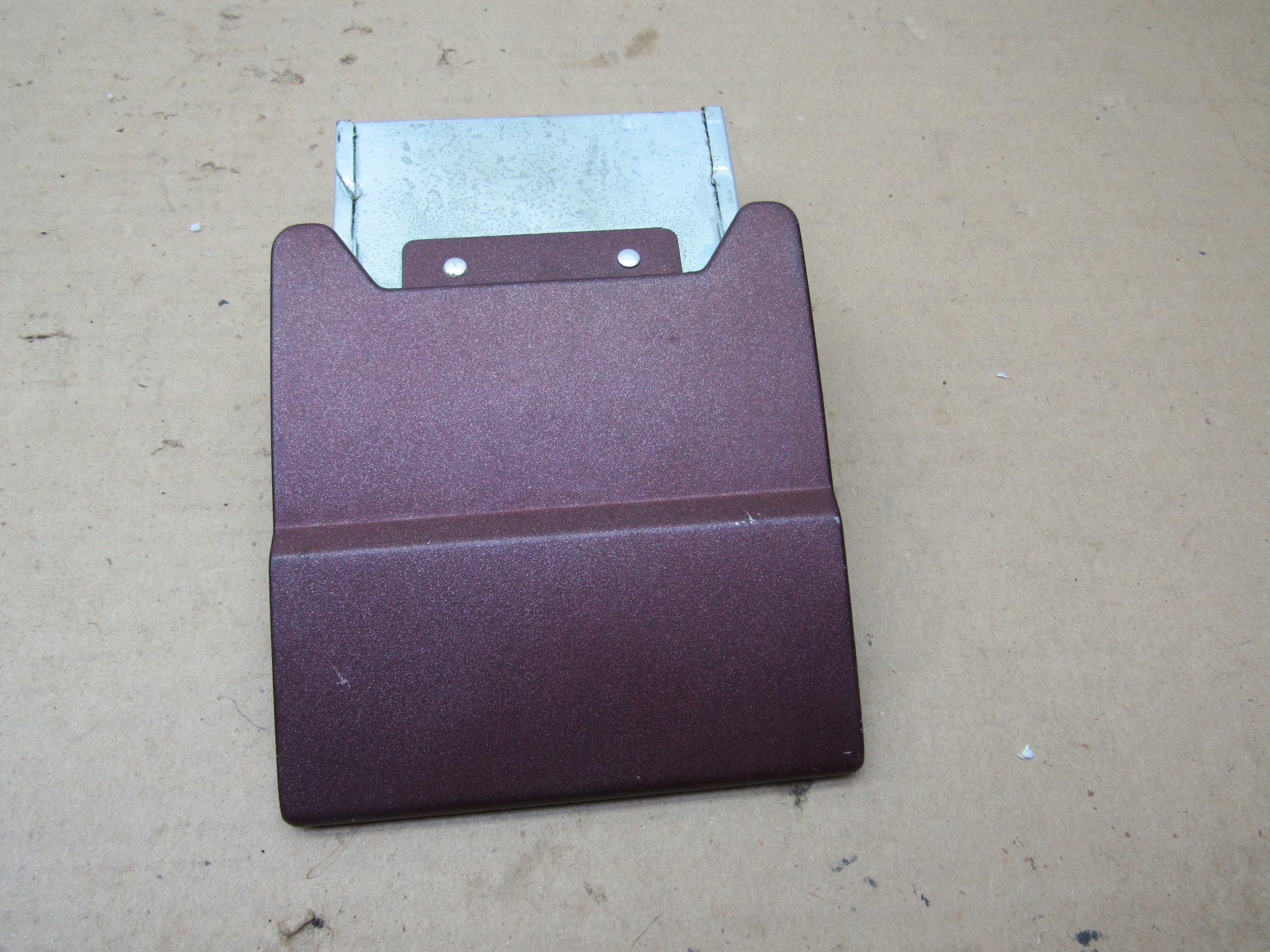 Instrument Panel Ash Receiver W/Face Plate Pkg# 2889574 - A - Body - Early Type - 1968 - USED - SHIPS FREE TO LOWER 48 - Image 11