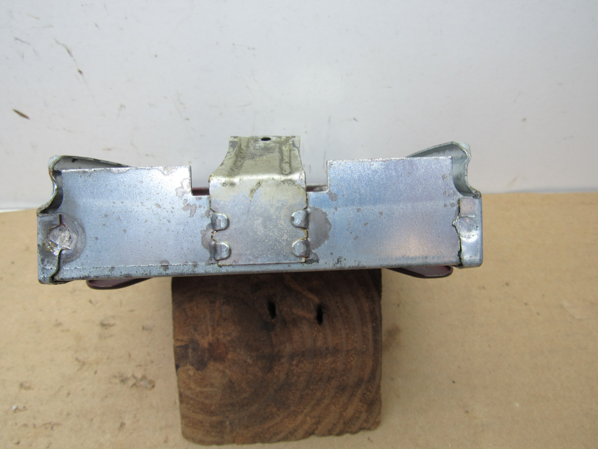 Instrument Panel Ash Receiver W/Face Plate Pkg# 2889574 - A - Body - Early Type - 1968 - USED - SHIPS FREE TO LOWER 48 - Image 10