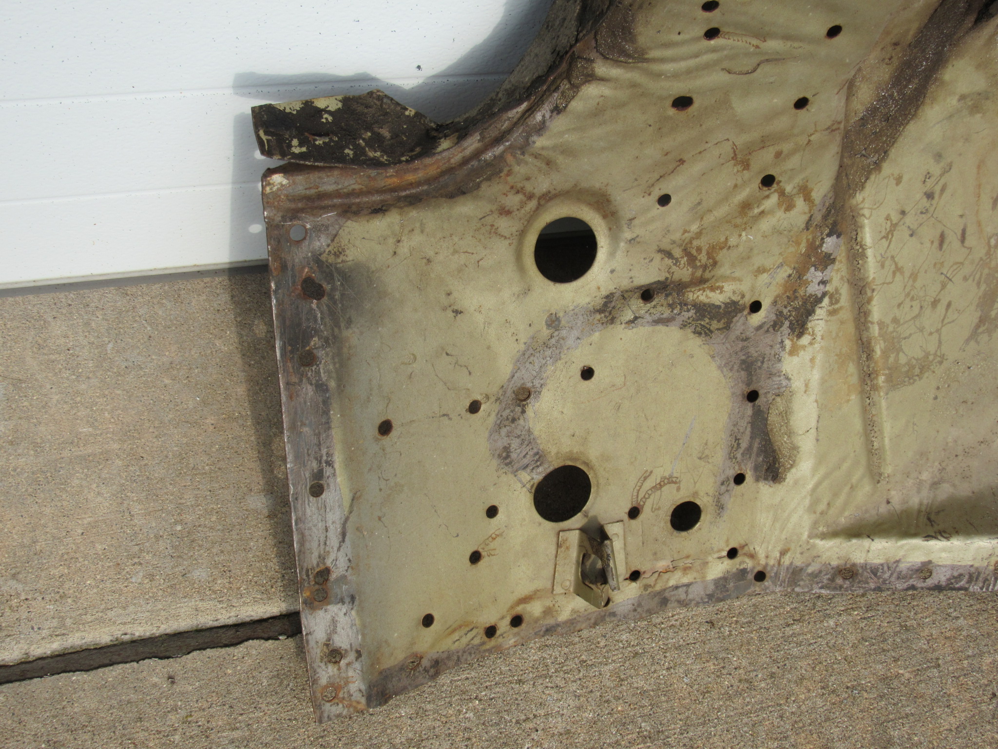 Center Floor Pan# 3445440 - Dodge - Plymouth - B - Body - 1970 - USED - SHIPS FREE TO LOWER 48 - Image 2