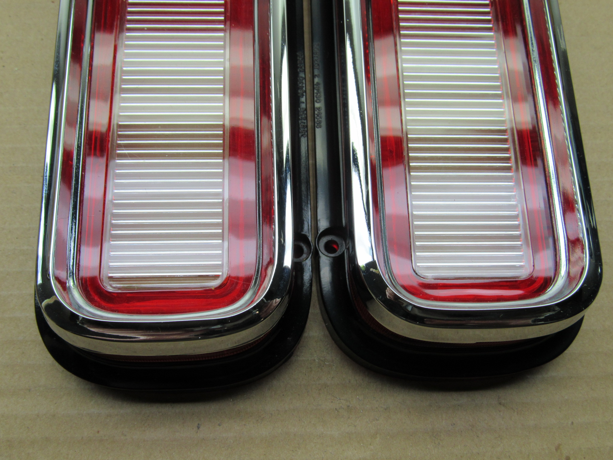 Tail Lamp Lens and Gasket Pkg# 3620798 / 3620799 - Pair - Dodge Charger SE - 1972 - NOS - SHIPS FREE TO LOWER 48 - Image 16