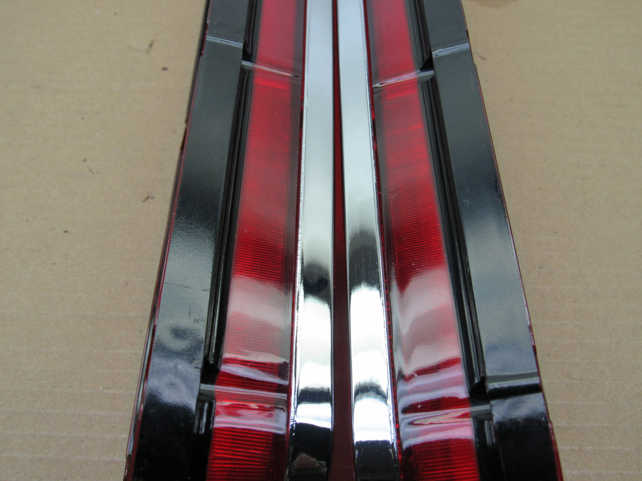 Tail Lamp Lens and Gasket Pkg# 3620798 / 3620799 - Pair - Dodge Charger SE - 1972 - NOS - SHIPS FREE TO LOWER 48 - Image 7